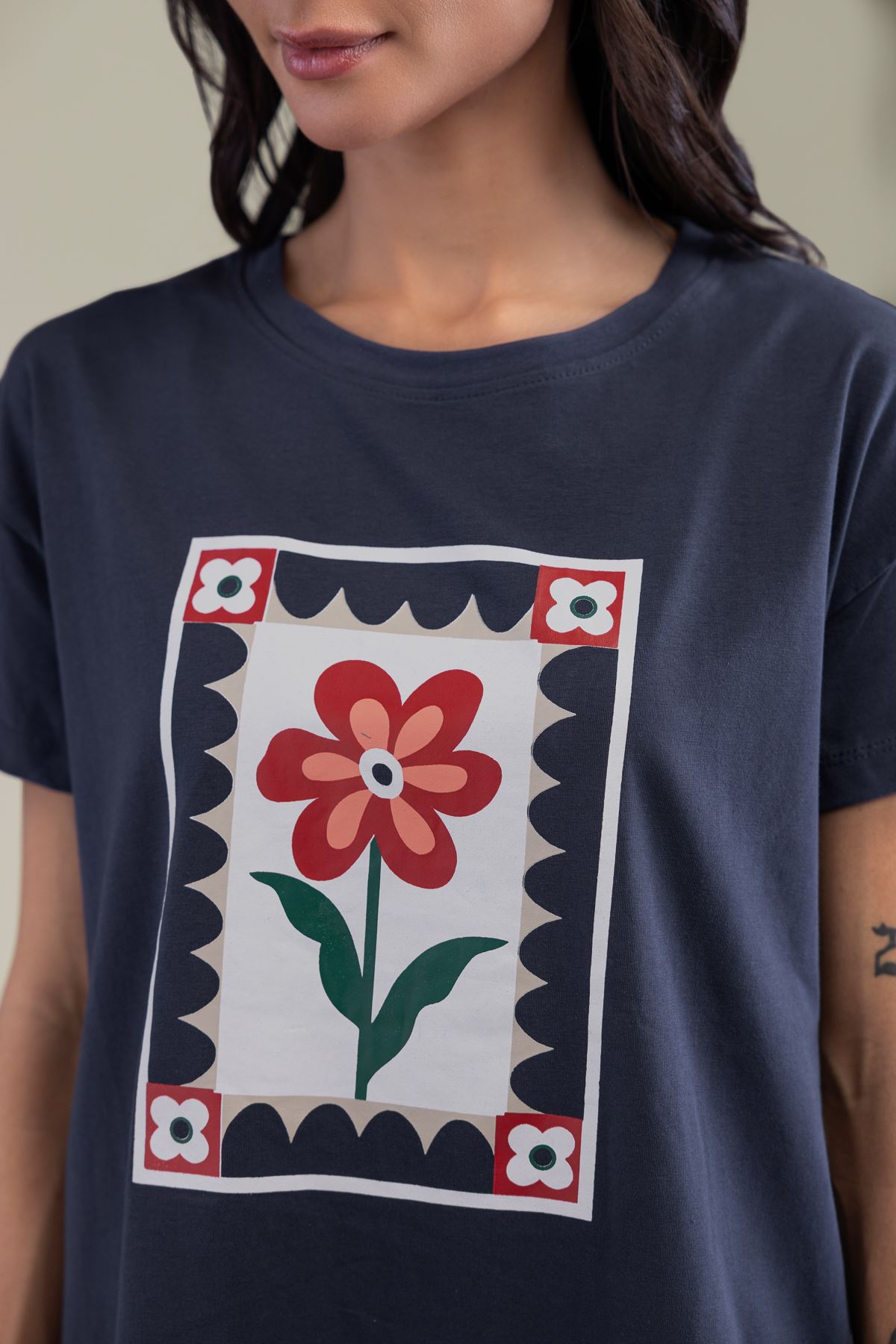 Embroidered Lycra Jersey Floral T-Shirt - 3-26-204-A-H1-VG