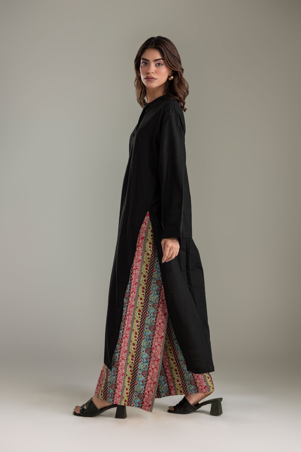 Printed Light Khaddar Pants - 1-26-436-A-C1-VG