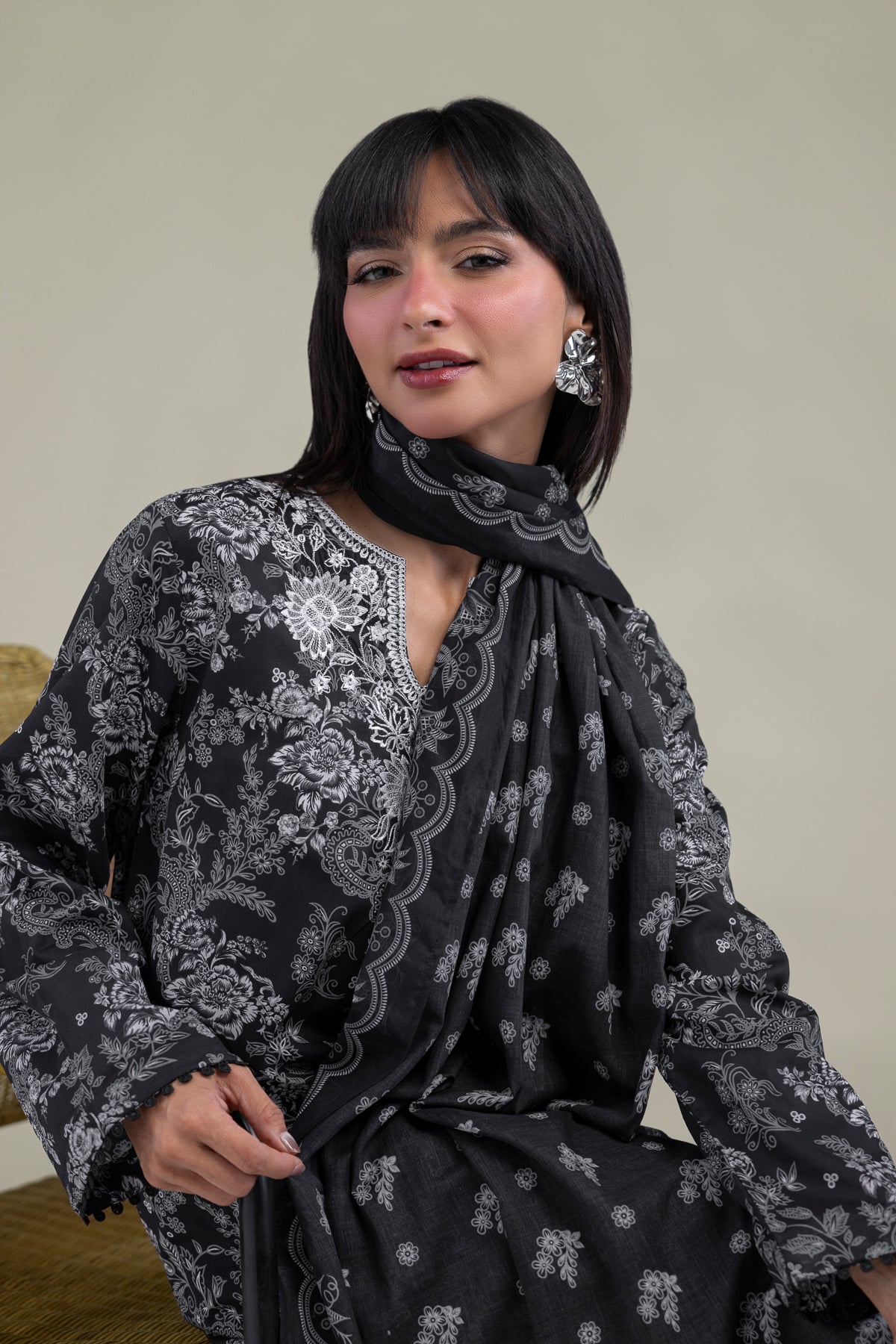 Embroidered Lawn Lawn 3-Piece Tailored - 1-26-102-A-F-VG