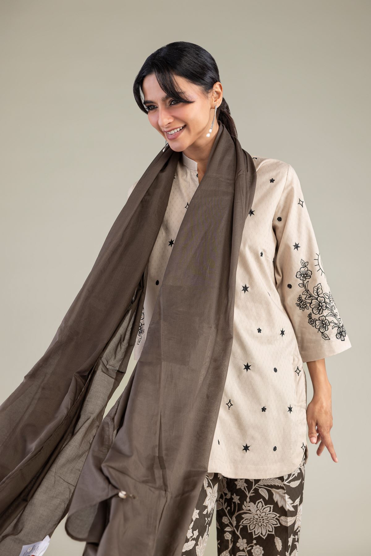 Embroidered Lawn Lawn Solid Dupatta - 1-26-305-C-H2-VG