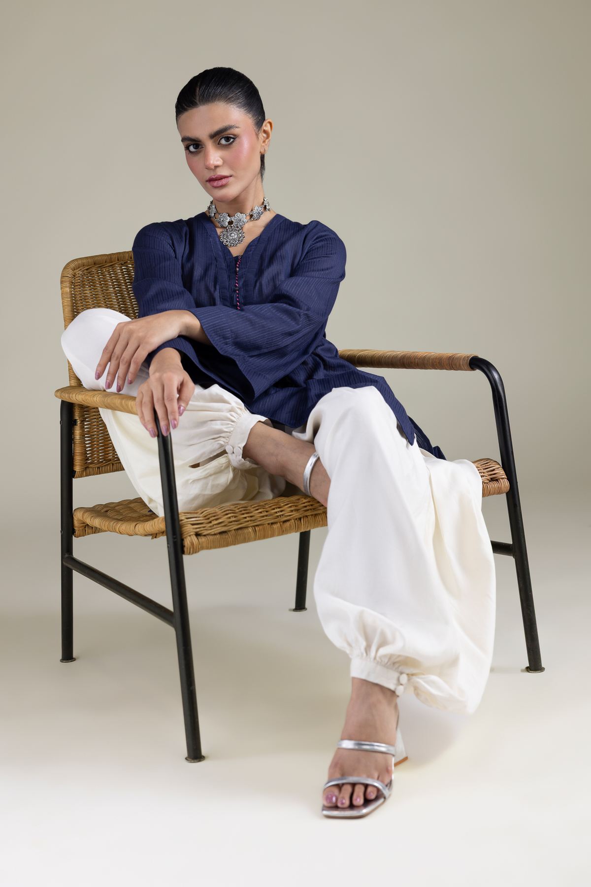 Dyed Cotton Dobby Navy V-Neck Kurta - 25-10-12E6-07TA-VG