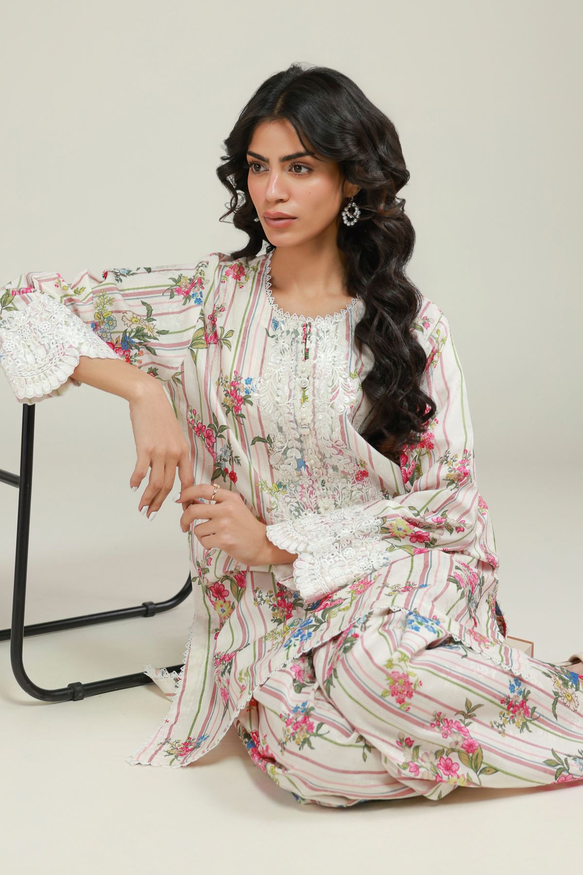Embroidered Jacquard Printed Co-ord Set - T-A113-26-106EC2-VG