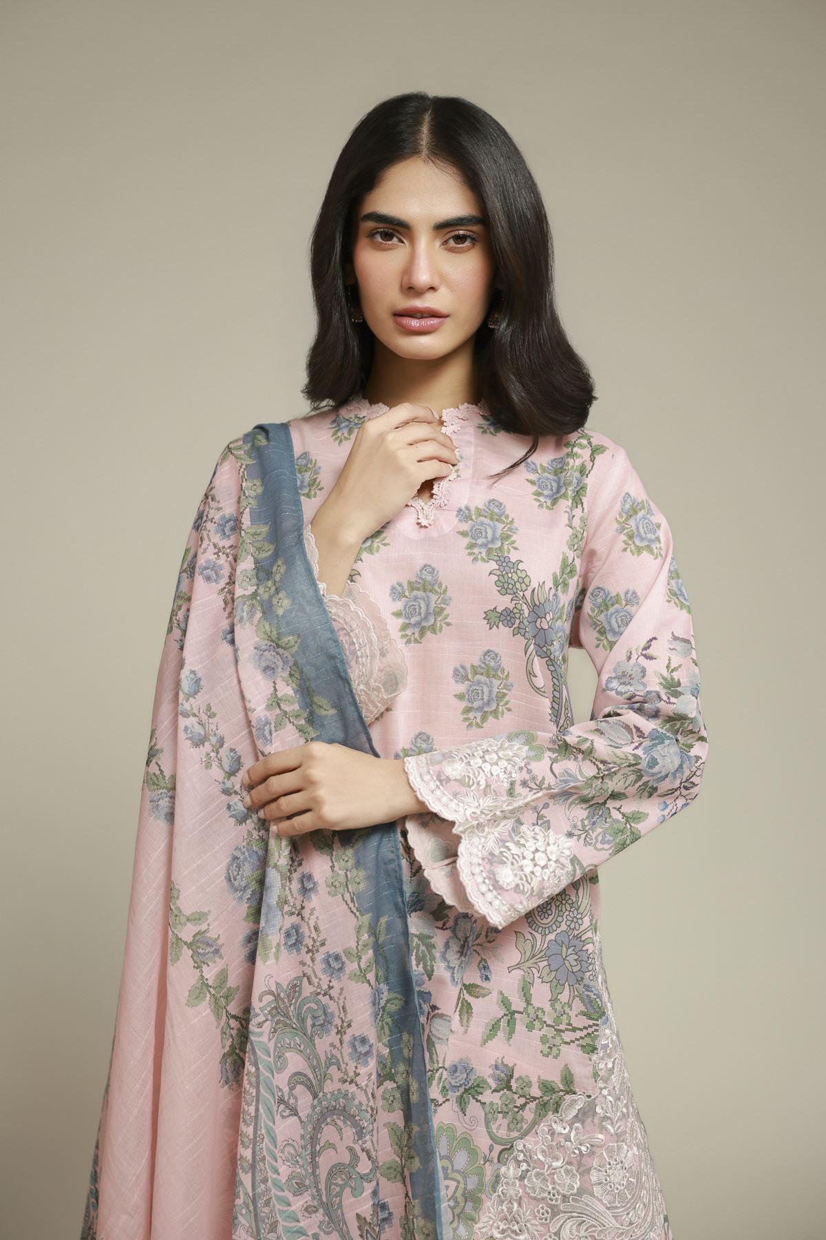 Embroidered Mesuri Fabrics 3 Piece - A22-26-123FF2-VG