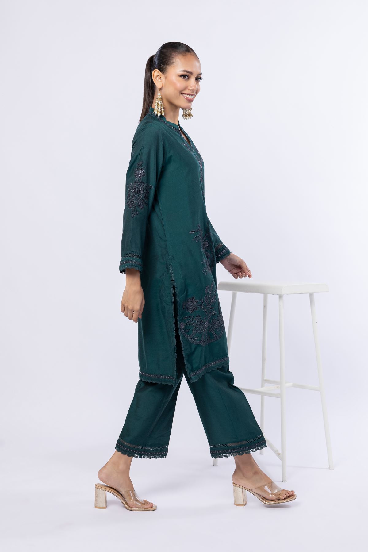 Embroidered Cotton Net Pants - 25-09-9S1-01TA-VG