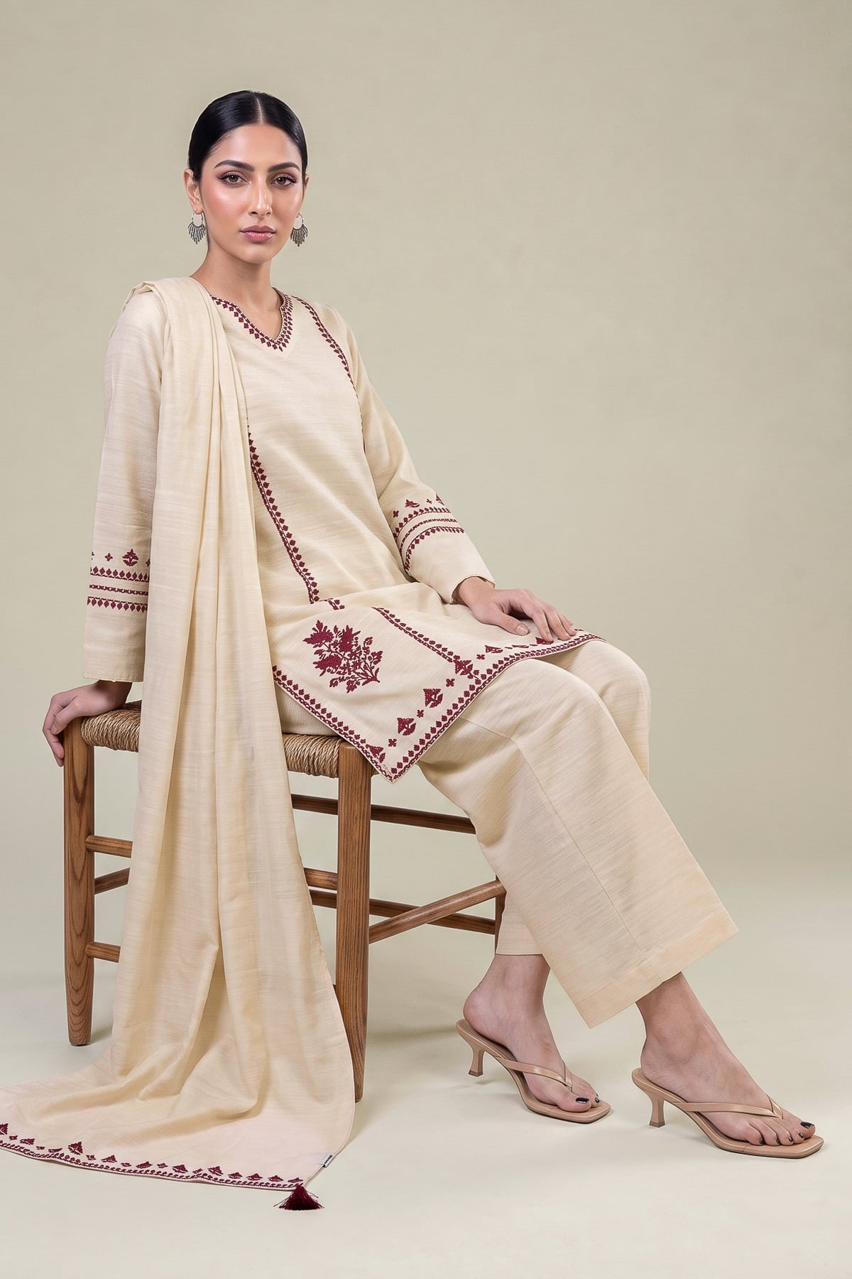 Embroidered Light Khaddar Floral Beige Dupatta - 1-26-457-A-C1-VG