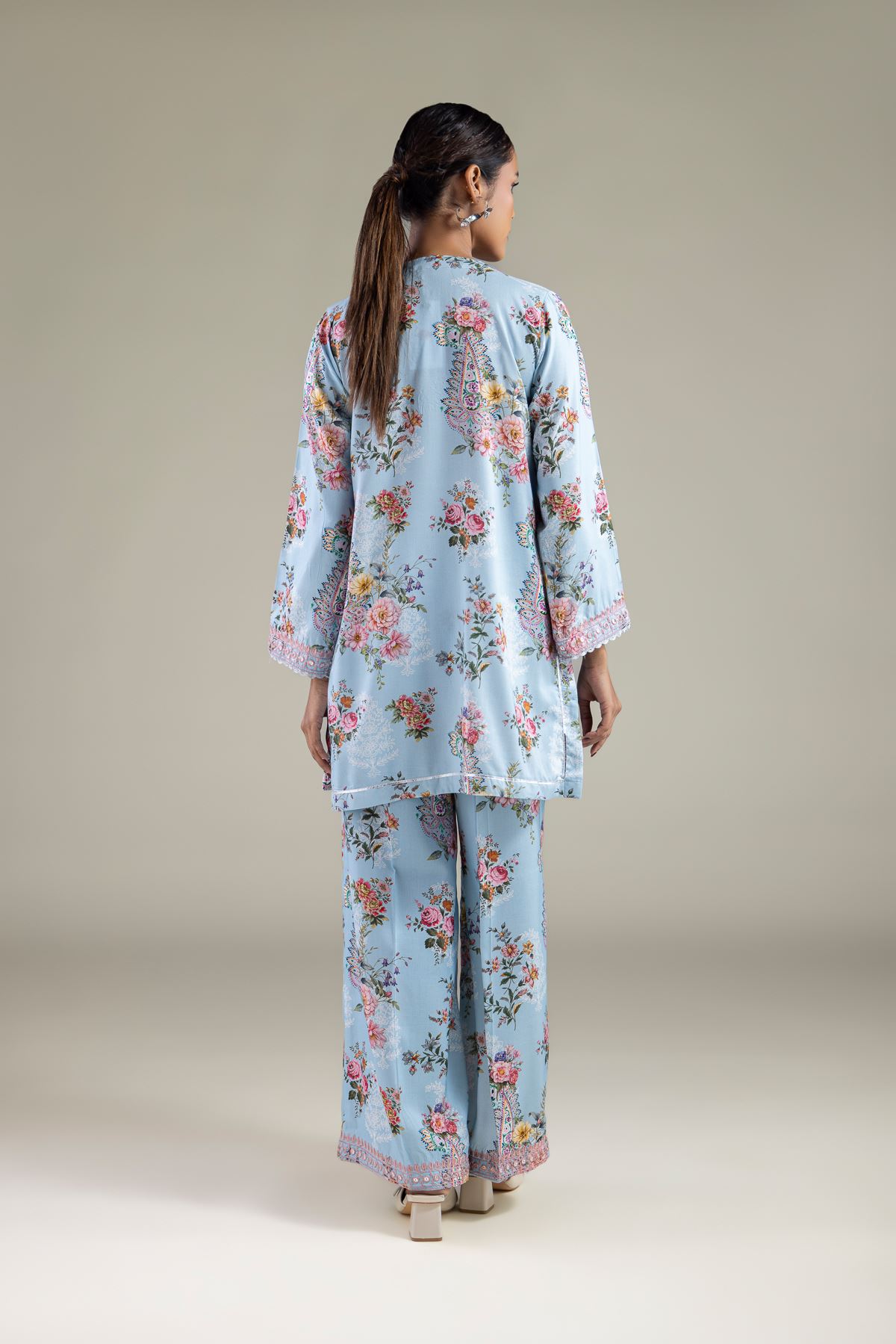 Embroidered Viscose Paisley V-Neck Kurta - 1-26-143-A-D-VG
