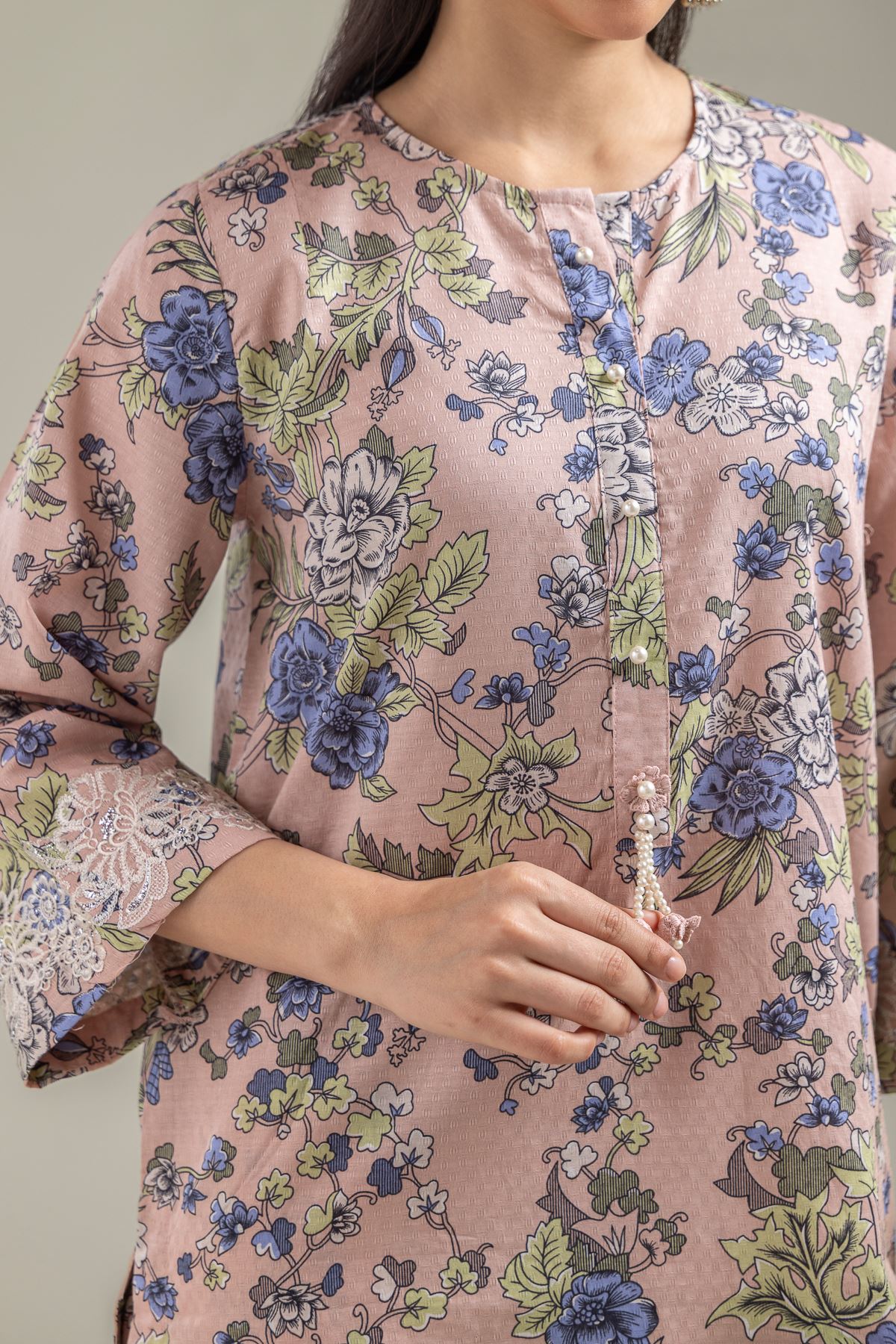 Embroidered Cotton Dobby Floral Peach Kurta - T-A22-26-120FG1-VG