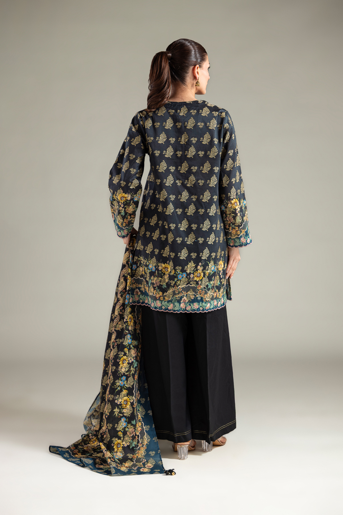 Embroidered Jacquard Fabrics 3 Piece - A22-26-214FH1-VG
