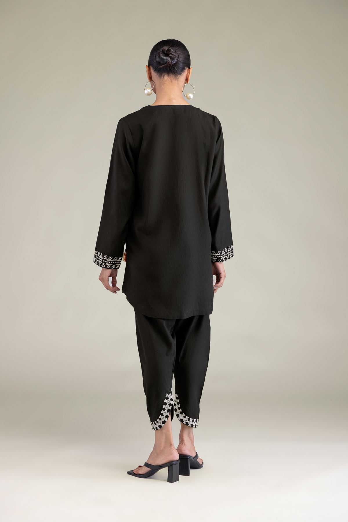 Embroidered Raw Silk Black Floral Kurta - 2-26-202-A-C-VG