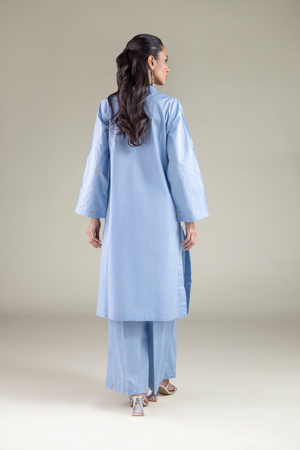Embroidered Cambric Kurta - 1-26-104-A-B-VG