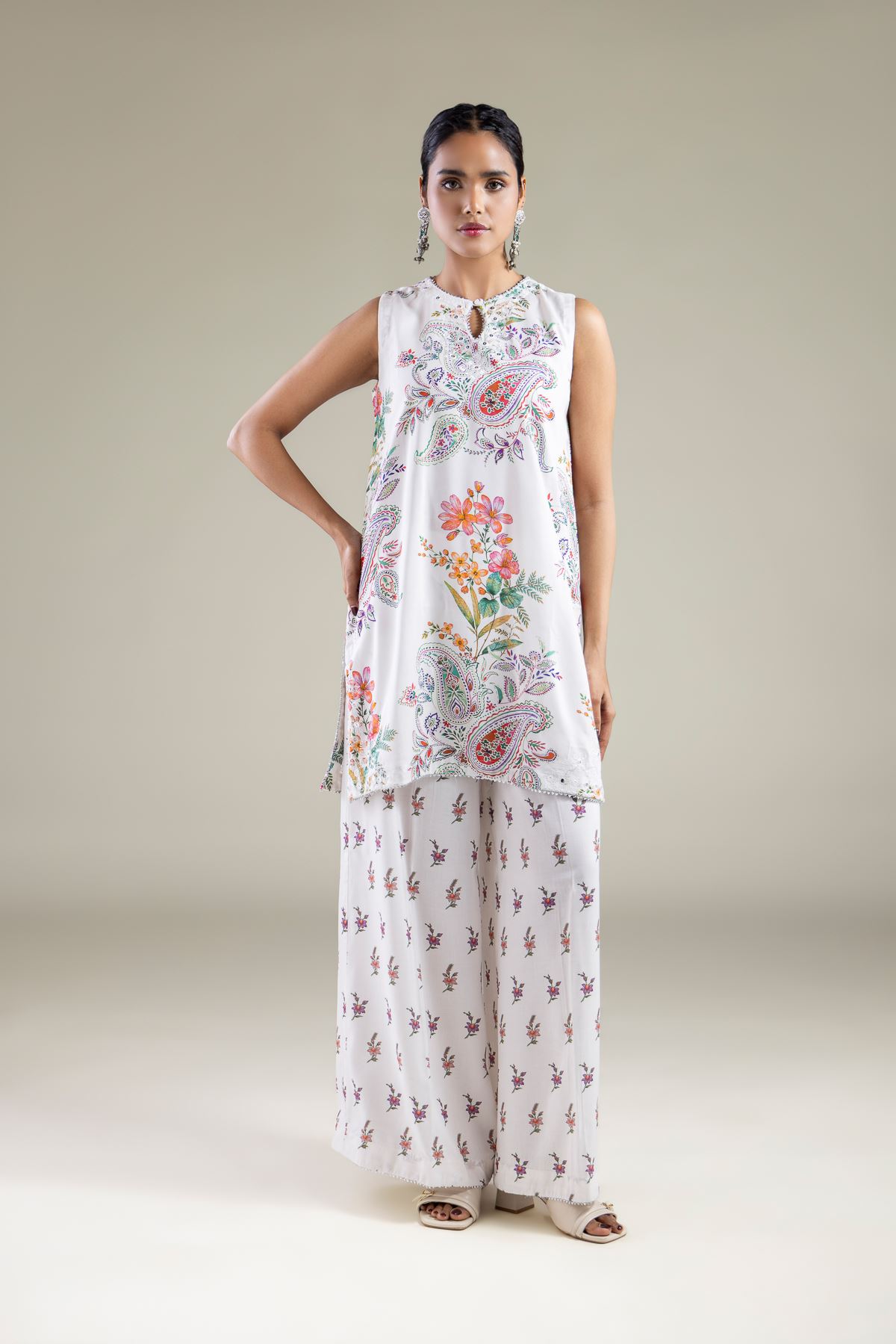 Embroidered Viscose Floral Sleeveless Kurta - 1-26-113-A-B-VG