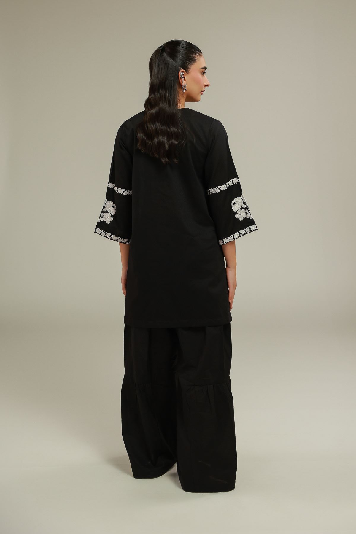 Embroidered Cotton Dobby Floral Drawstring Kurta - 25-00-X2-03TA-VG