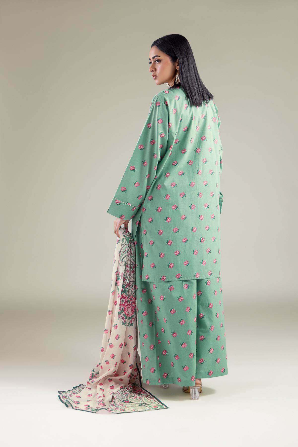 Embroidered Lawn Tailored 3-Piece Lawn - 8-26-204-A-C1-VG