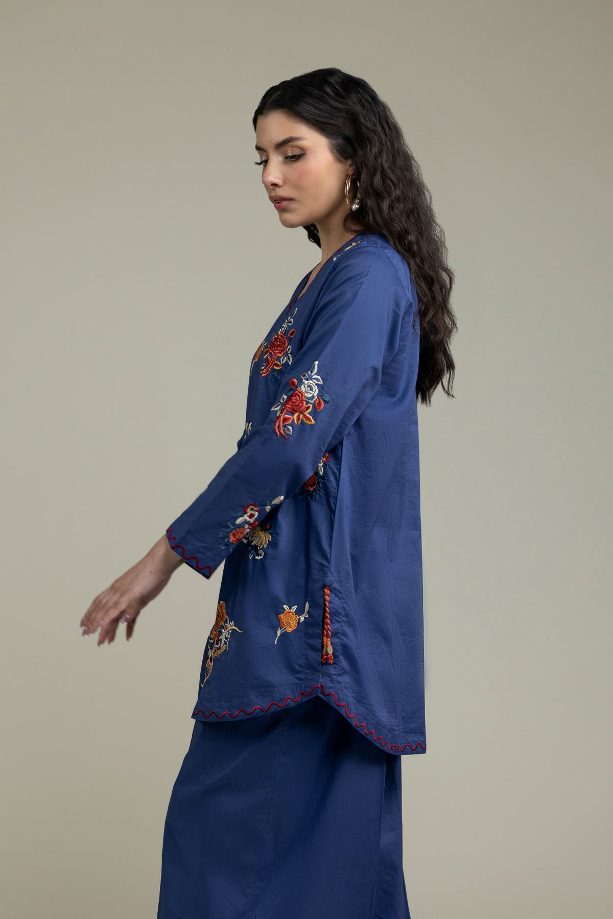Embroidered Cambric Blue V-Neck Kurta - 2-26-212-A-H1-VG