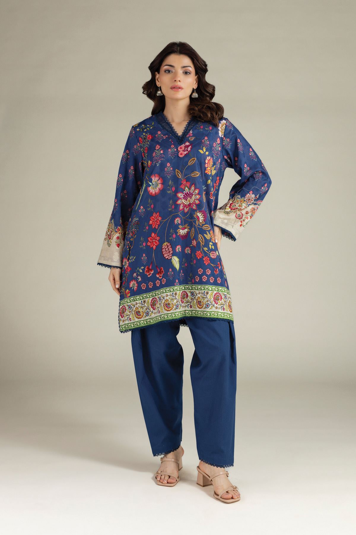 Printed Broshia Tailored 2 Piece - T-A112-26-101EH1-VG