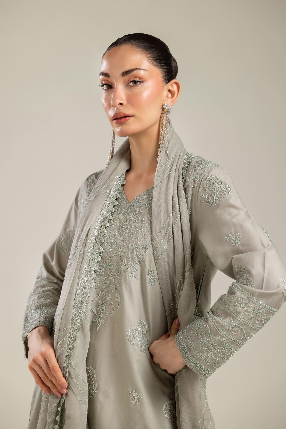 Embroidered Raw Silk 3 Piece Co-ord Set - T-A22-26-124FC1-VG