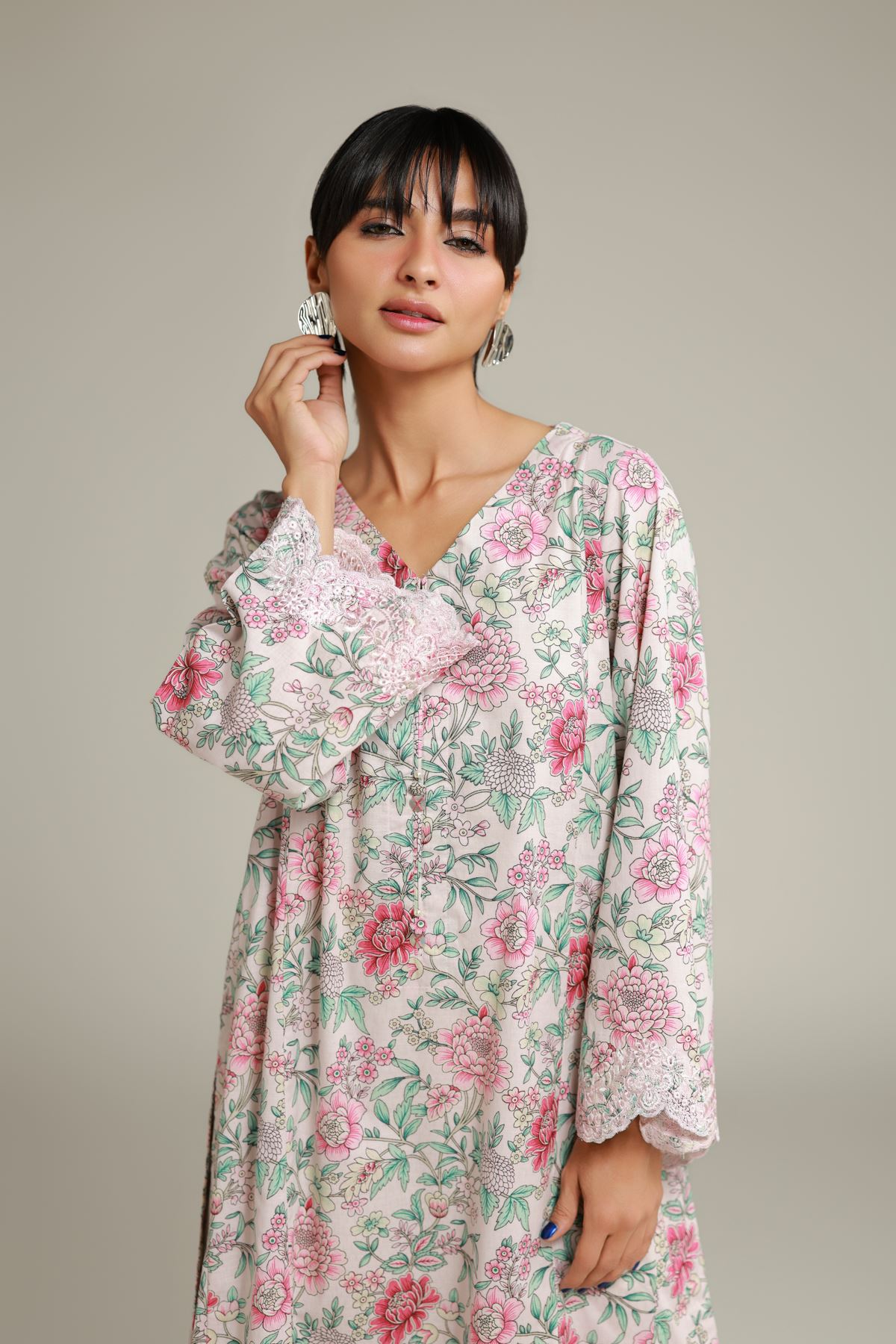 Embroidered Cotton Dobby Floral Longline Kurta - 26-02-1E13-02TA-VG