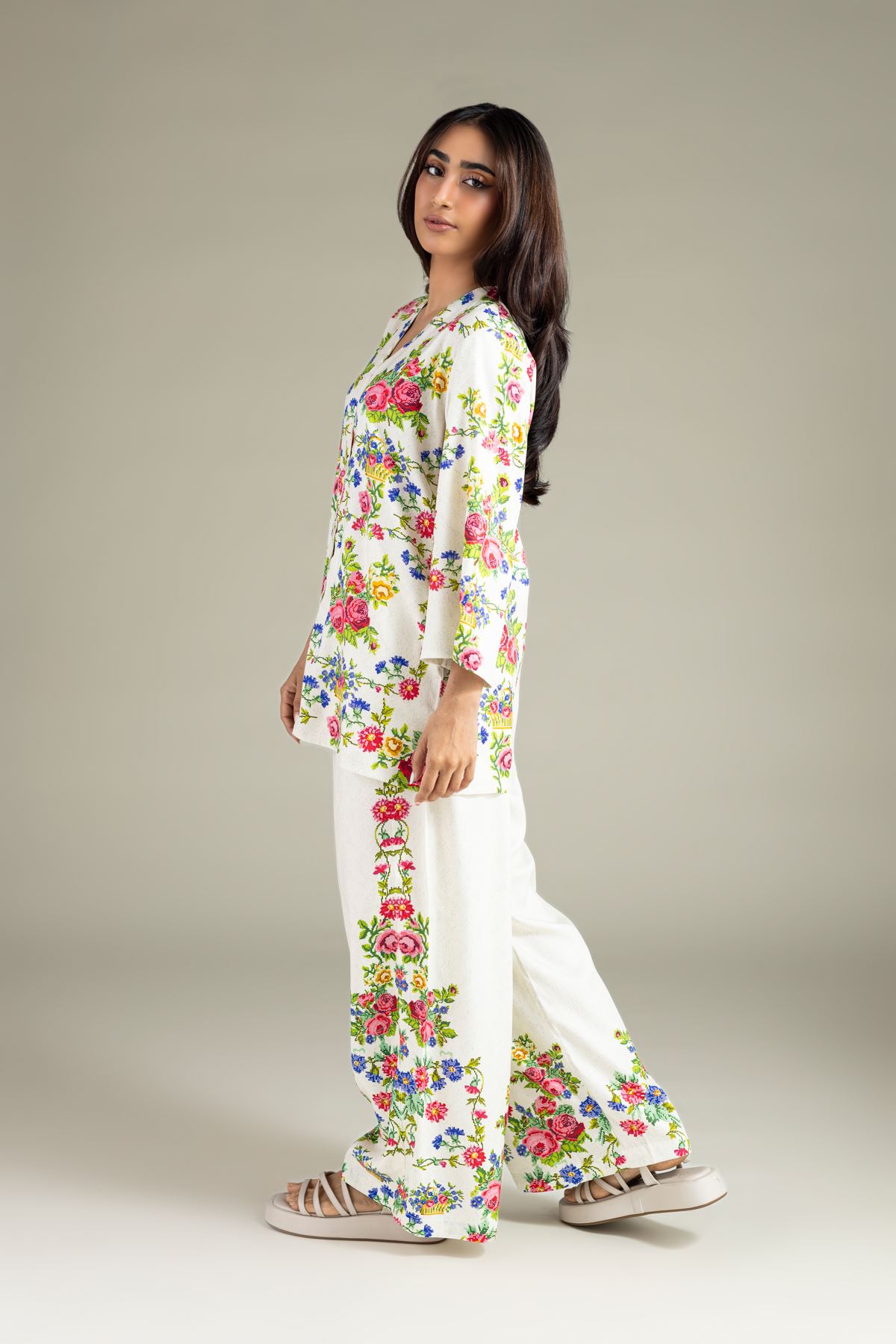 Printed Viscose Crepe Trousers - 6-26-106-B-F-VG