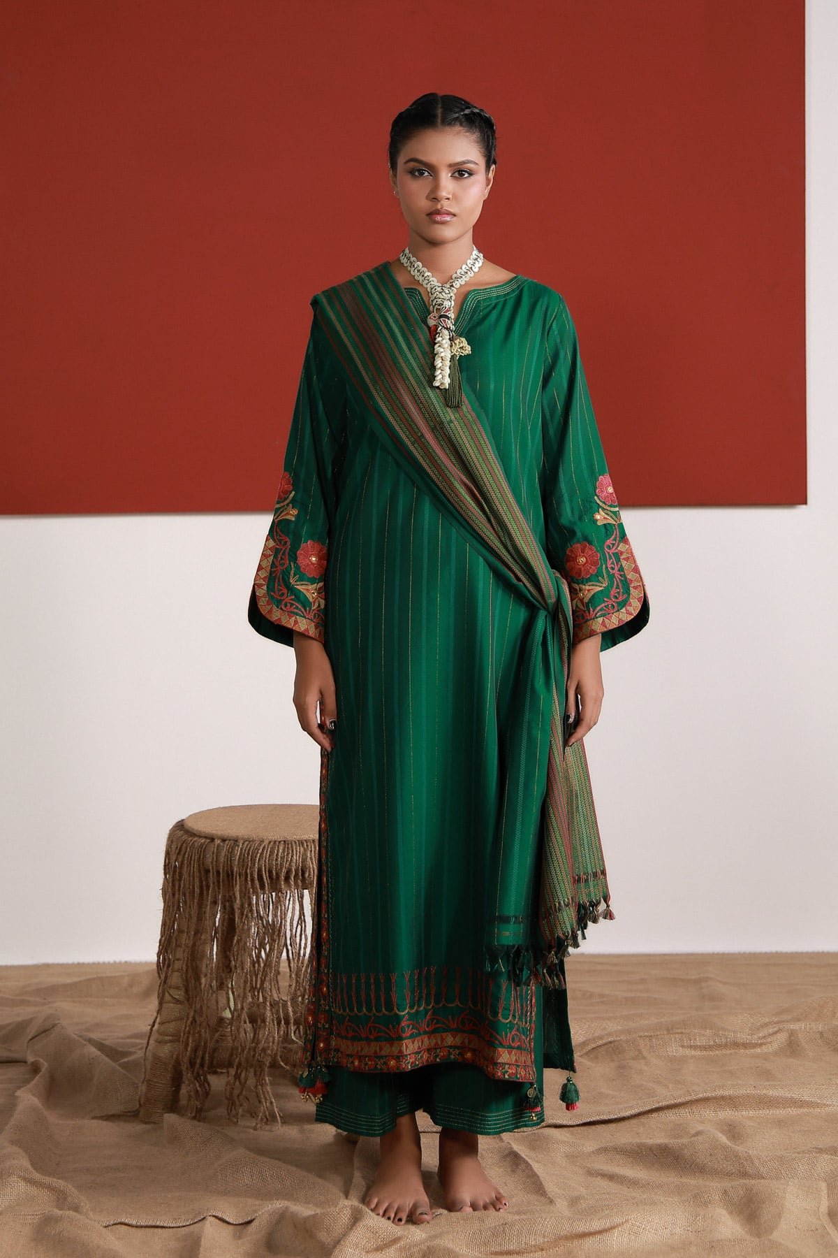 Yarn Dyed Handwoven Dupatta - 2-26-202-A-D-VG