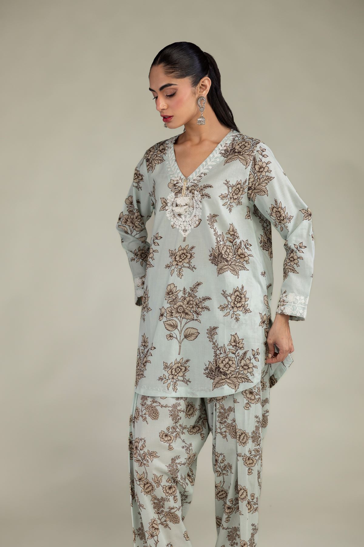Embroidered Cambric Short Floral Kurta - 12-26-301-A-E1-VG