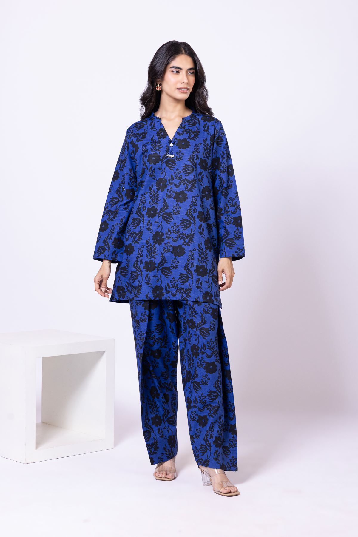 Printed Khaddar Kurta - 25-09-11E11-02TB-VG