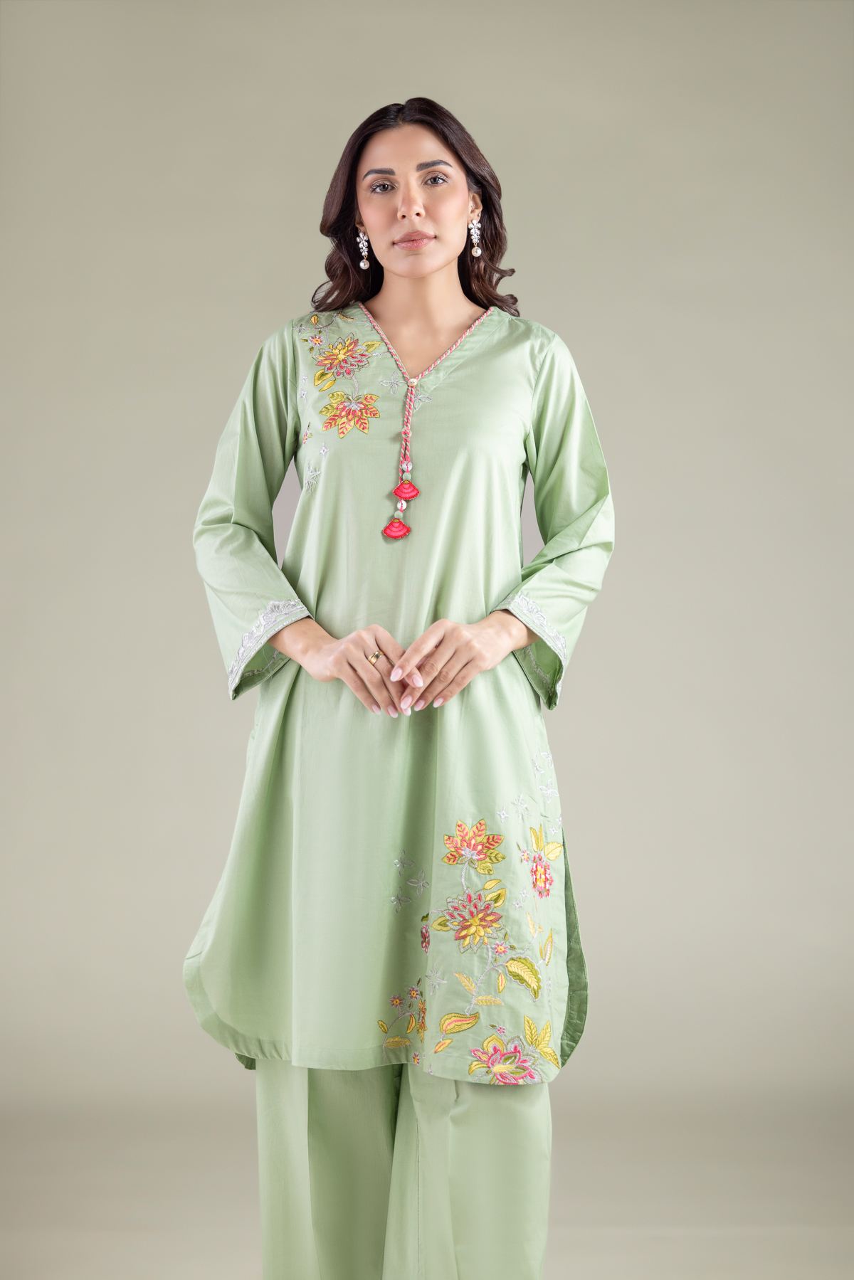 Embroidered Cambric Cambric V-Neck Kurta - 1-26-113-A-B-VG