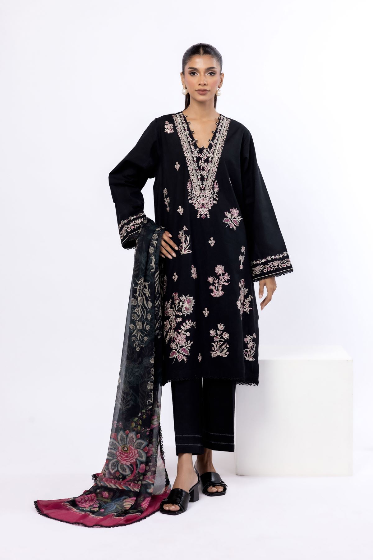 Embroidered Cambric Tailored 3 Piece - 2-26-105-A-E-VG