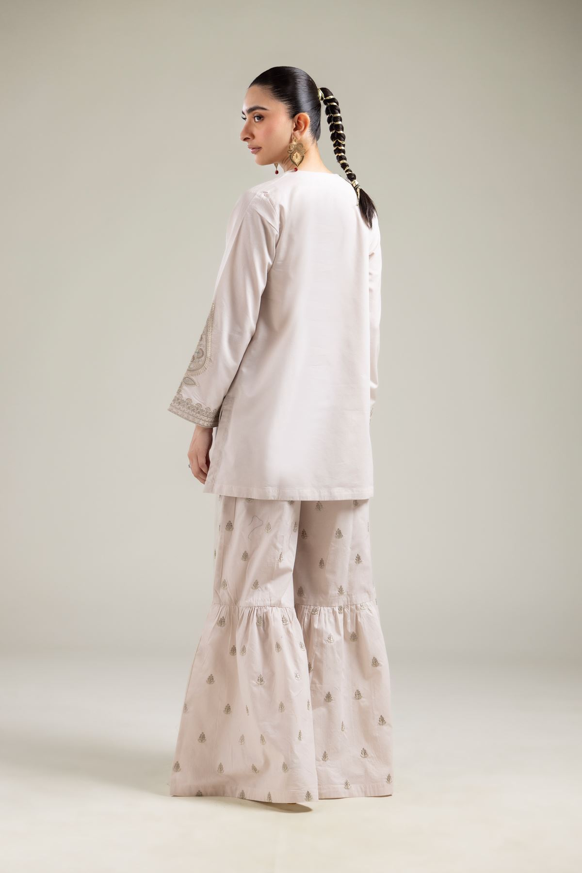 Embroidered Cotton Dobby Off-white V-Neck Kurta - 2-26-107-A-F-VG