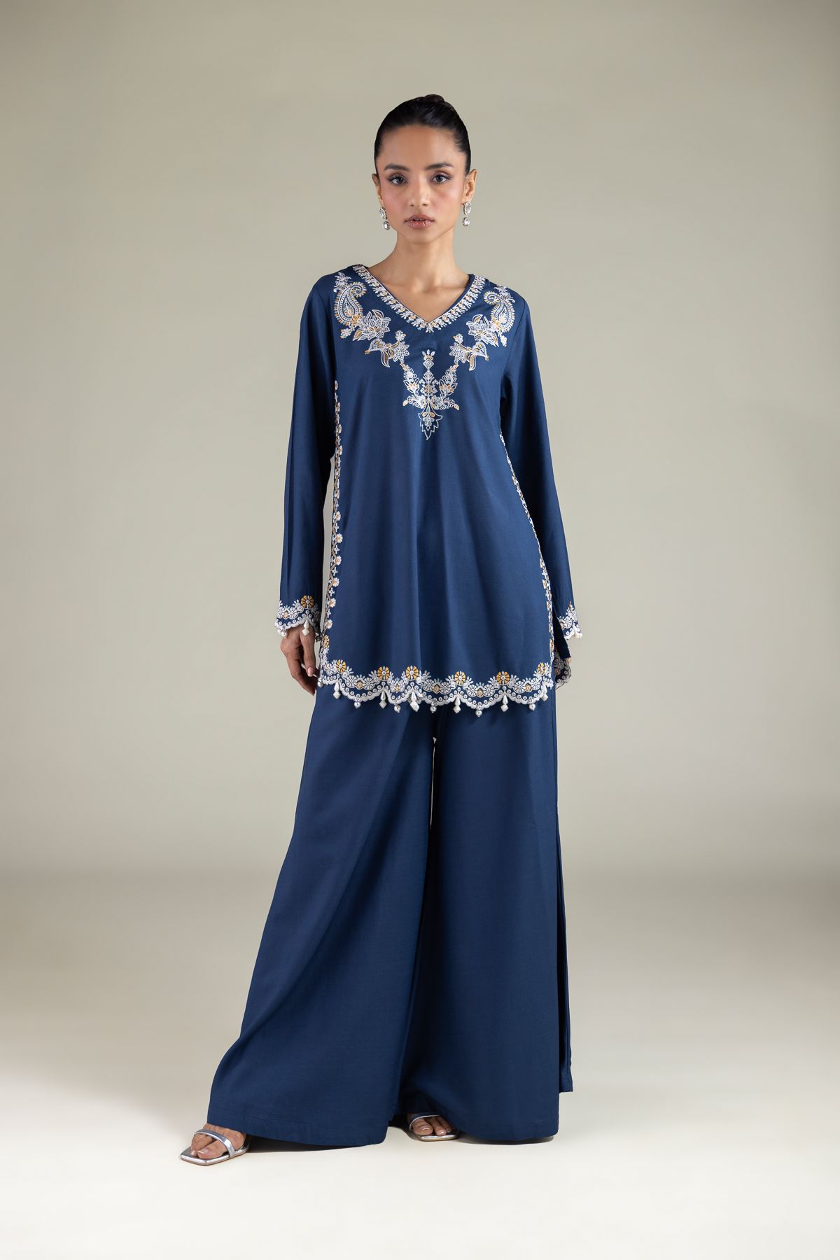 Embroidered Raw Silk Paisley V-Neck Kurta - 1-26-146-A-D-VG