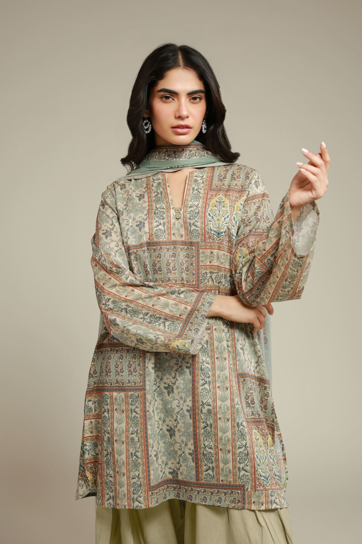 Printed Cambric Tailored Cambric Set - T-A33-26-112FC1-VG