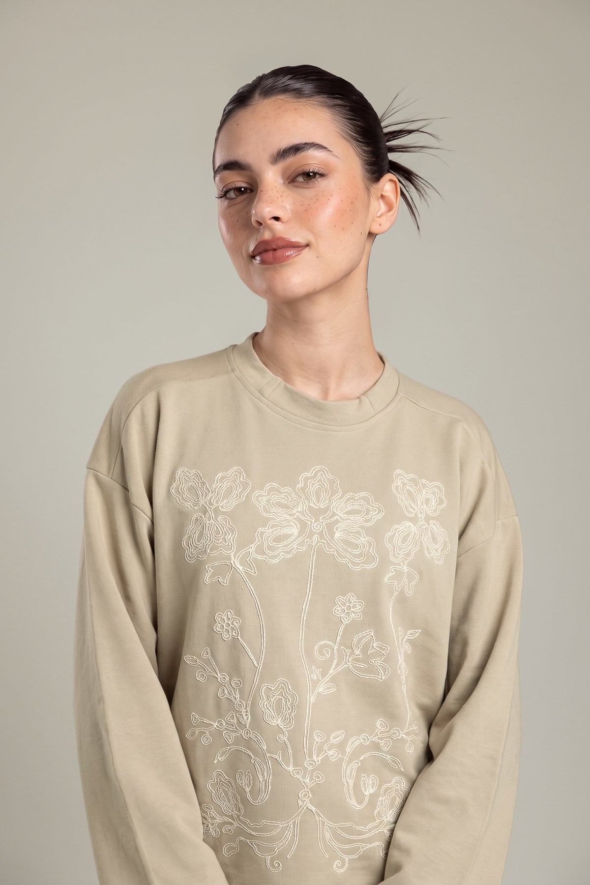 Embroidered Double Jersey Beige Jersey Sweatshirt - 2-26-202-A-D-VG