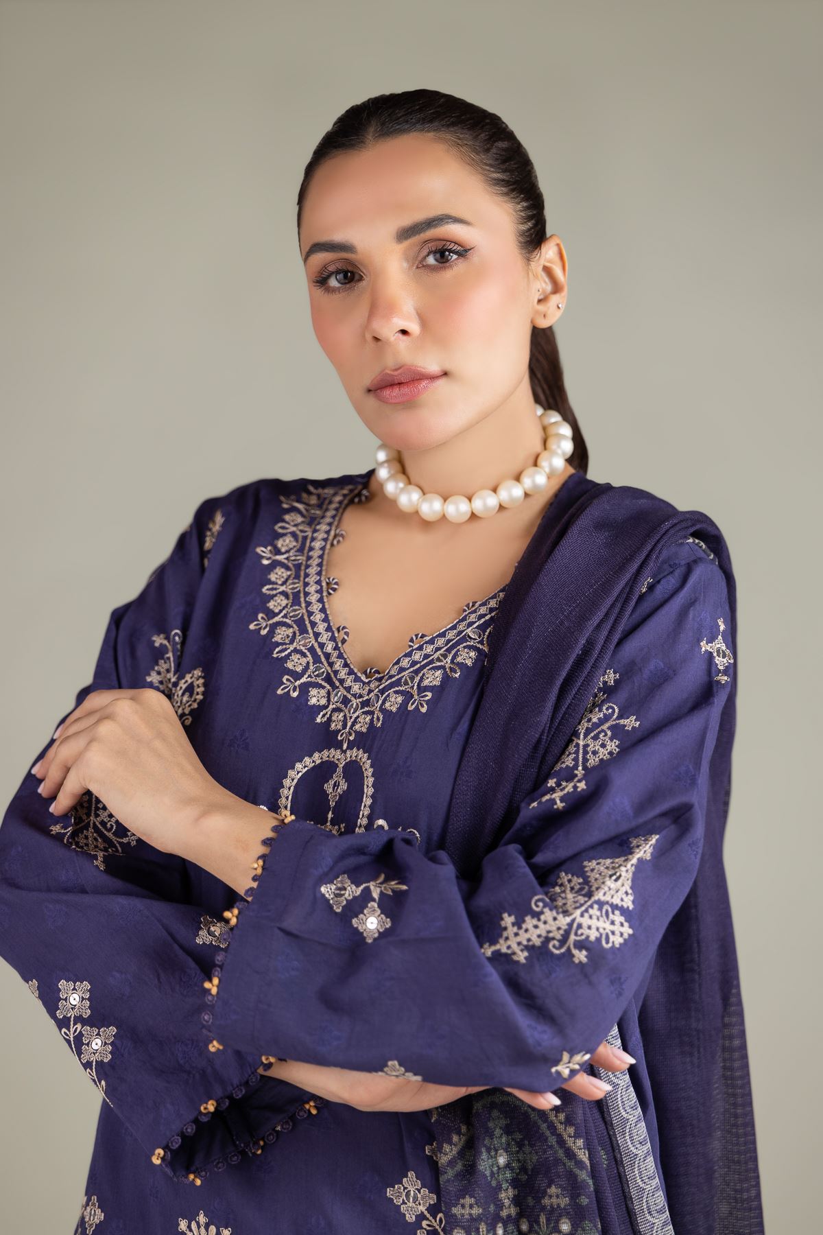 Embroidered Broshia 3-Piece Tailored Set - 1-26-250-B-H1-VG