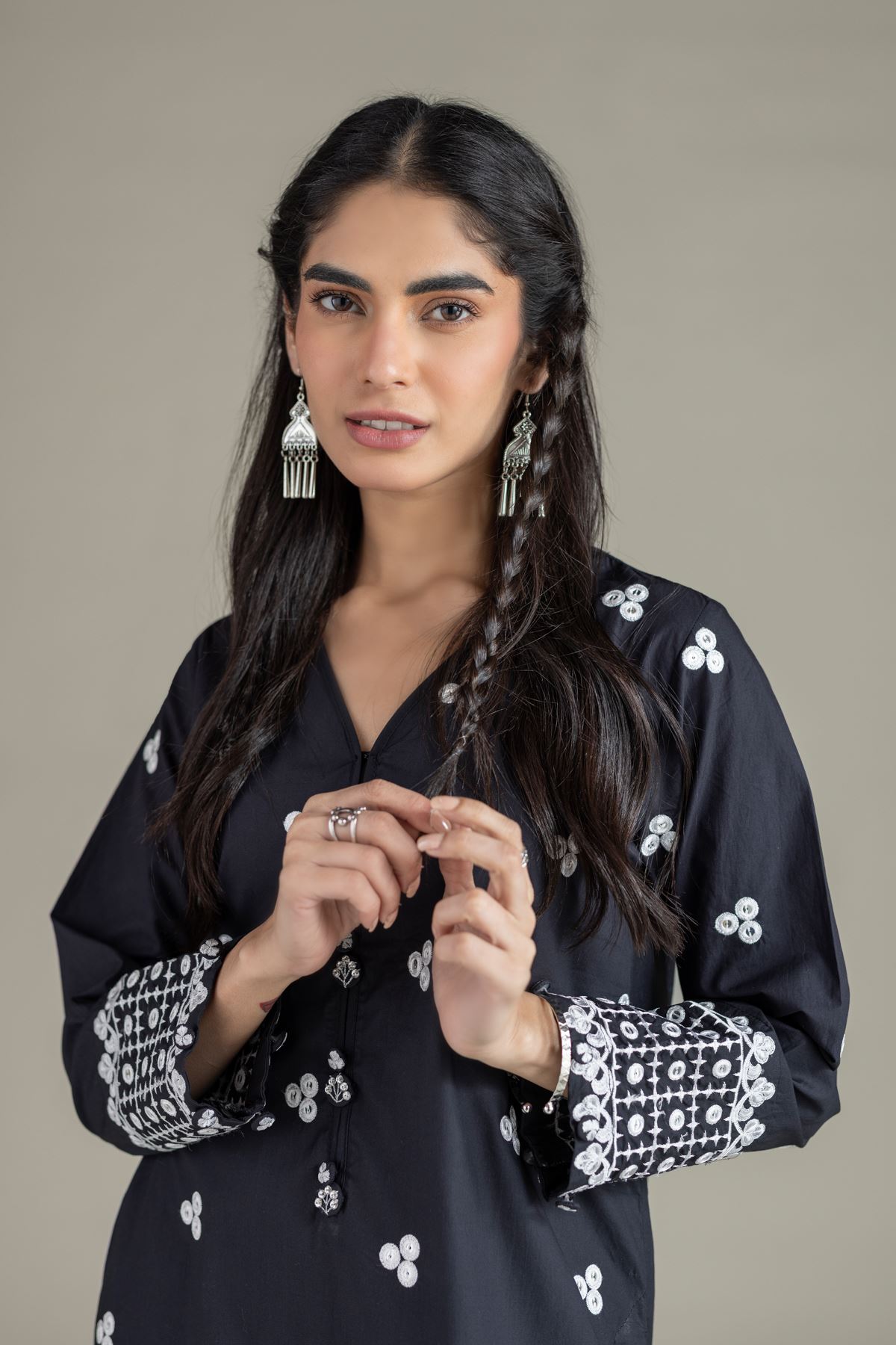 Embroidered Poplin Kurta - OTD4-EX23-05TA-VG