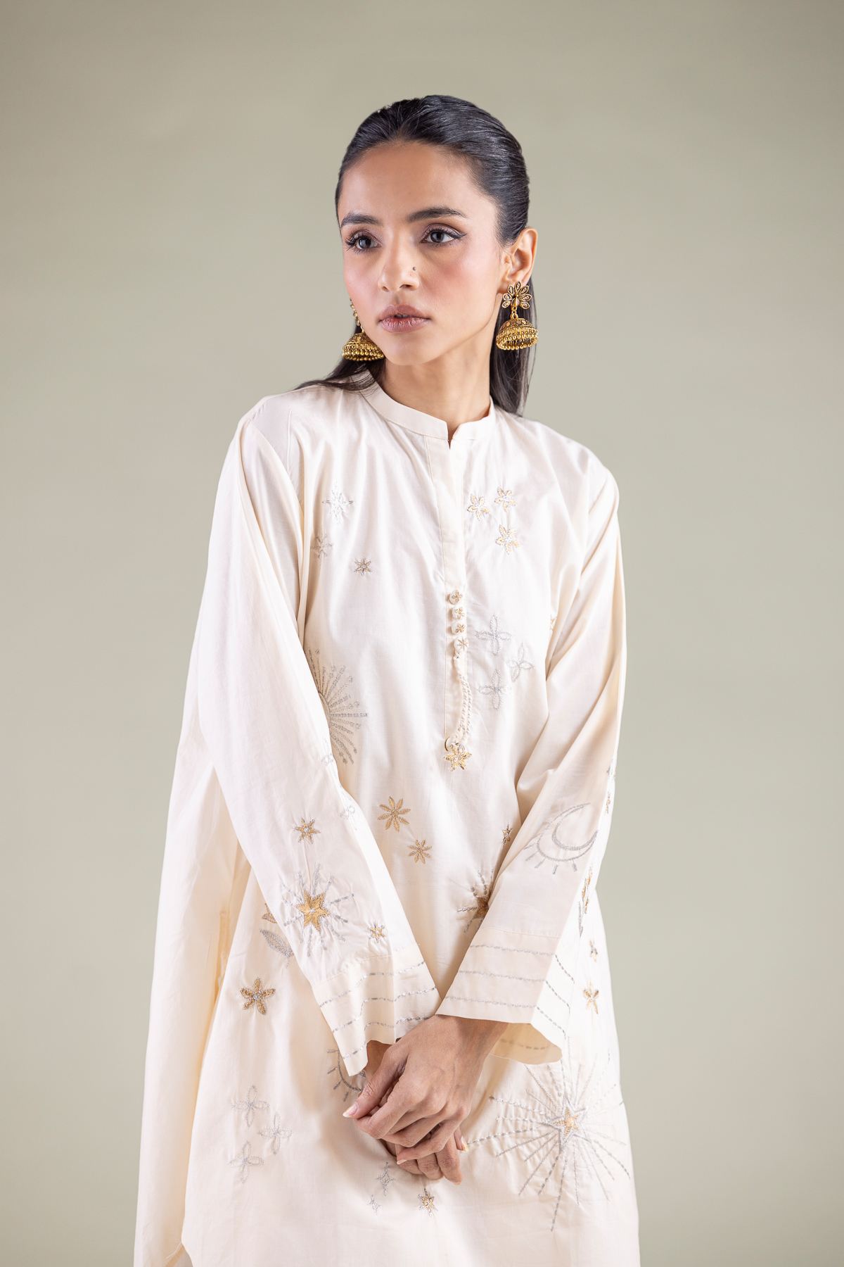 Embroidered Cambric Kurta - 1-26-108-A-F-VG