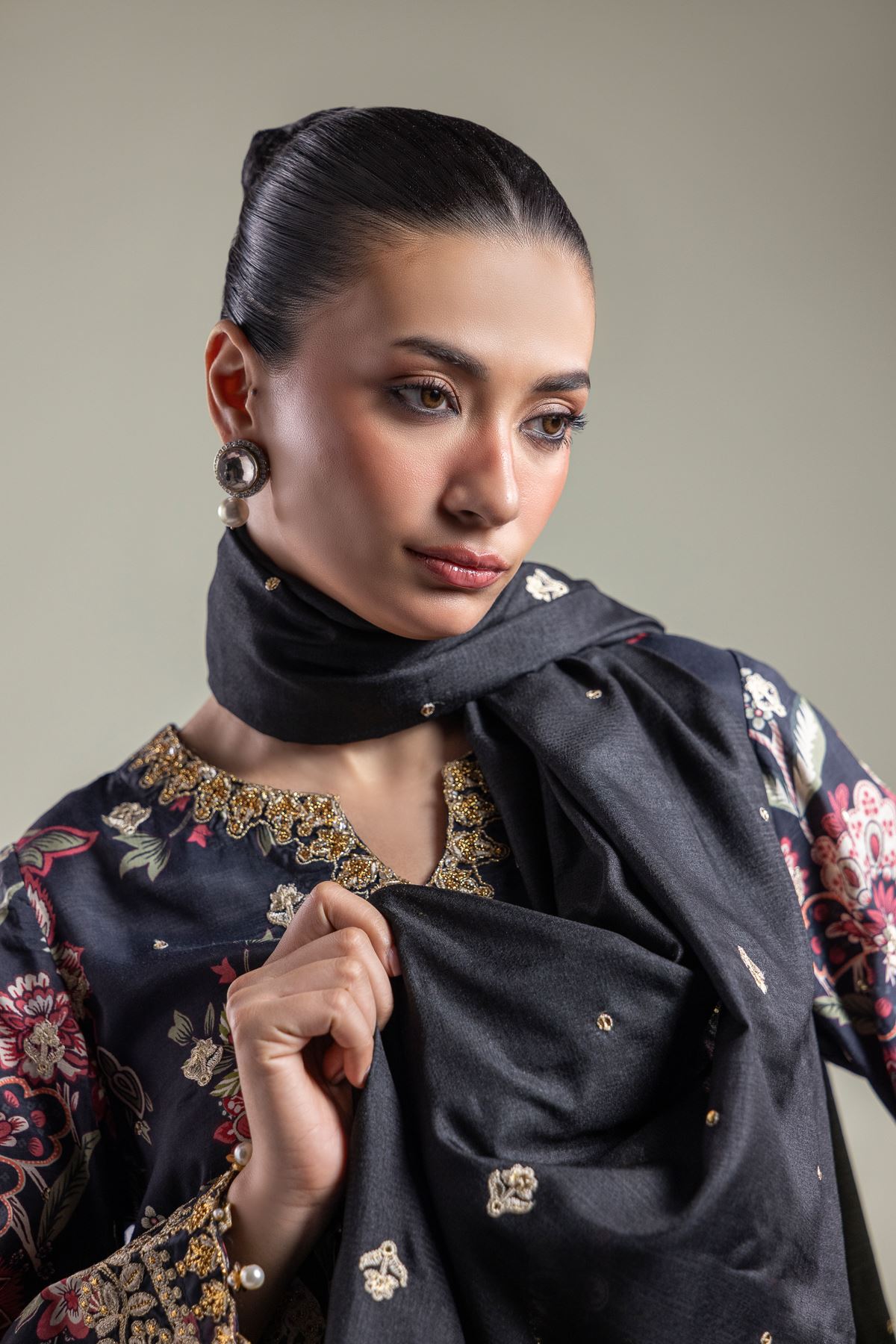 Embroidered Raw Silk 3-Piece Floral Set - T-A22-26-118FA1-VG