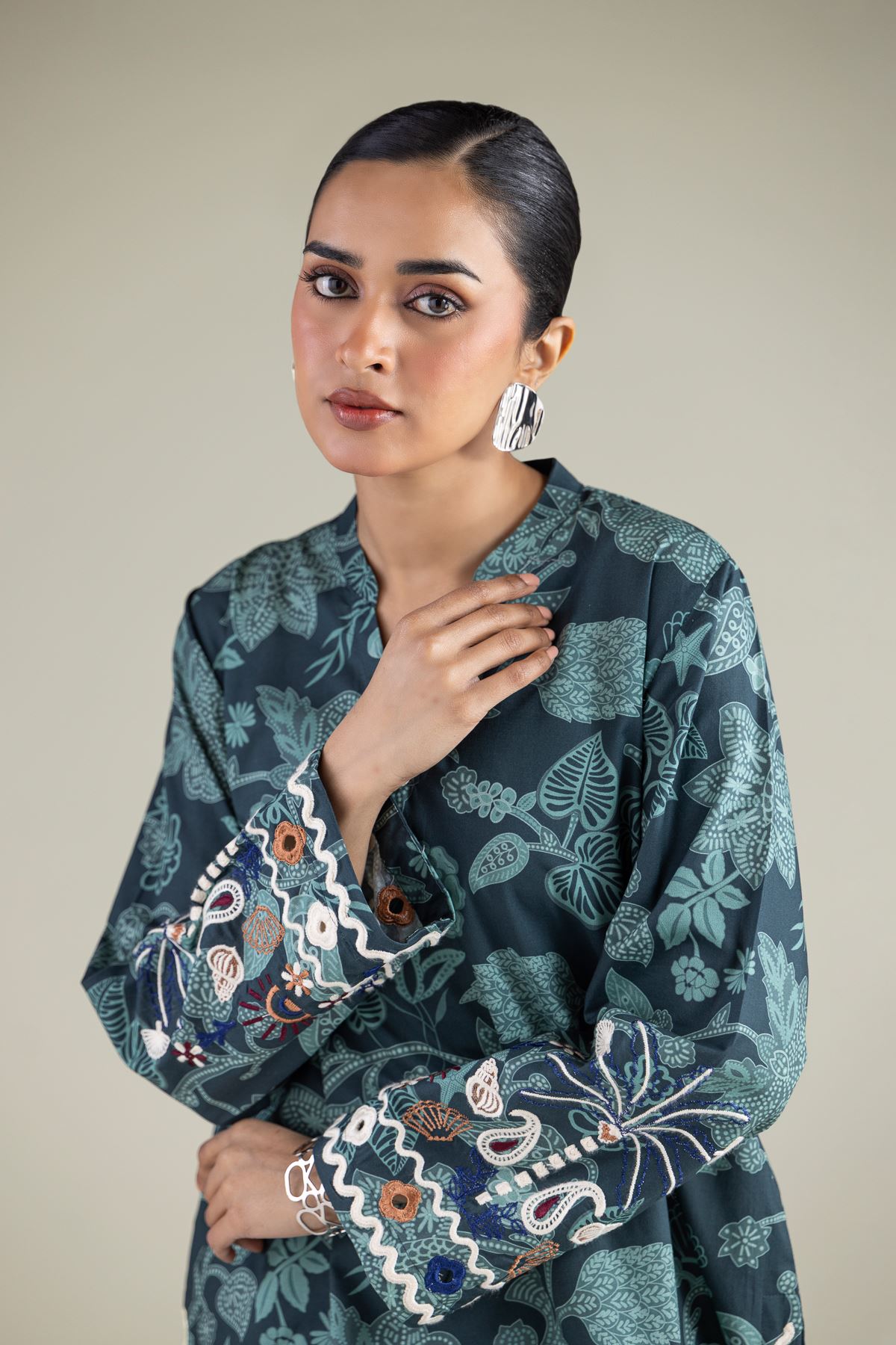 Embroidered Cambric Short Cambric Kurta - 1-26-128-A-A-VG