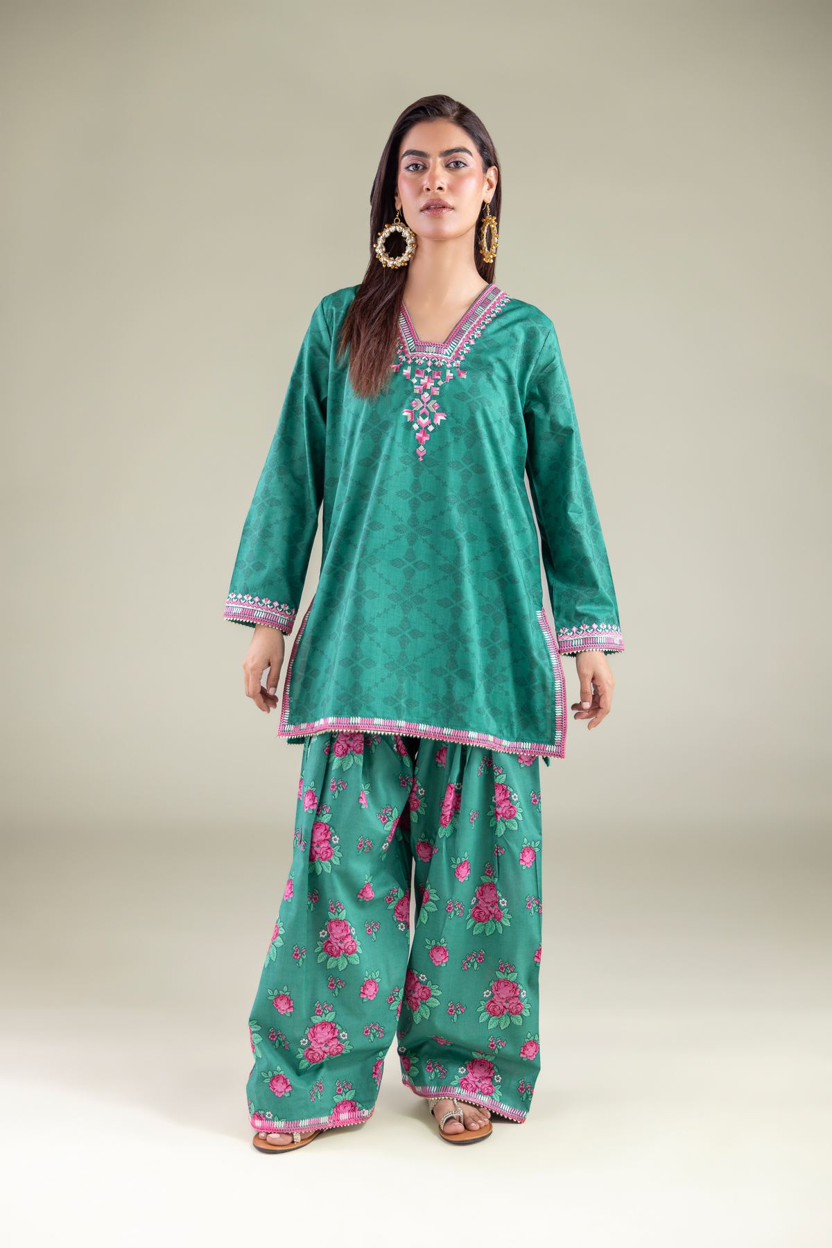 Embroidered Cambric Kurta - 2-26-101-A-D-VG