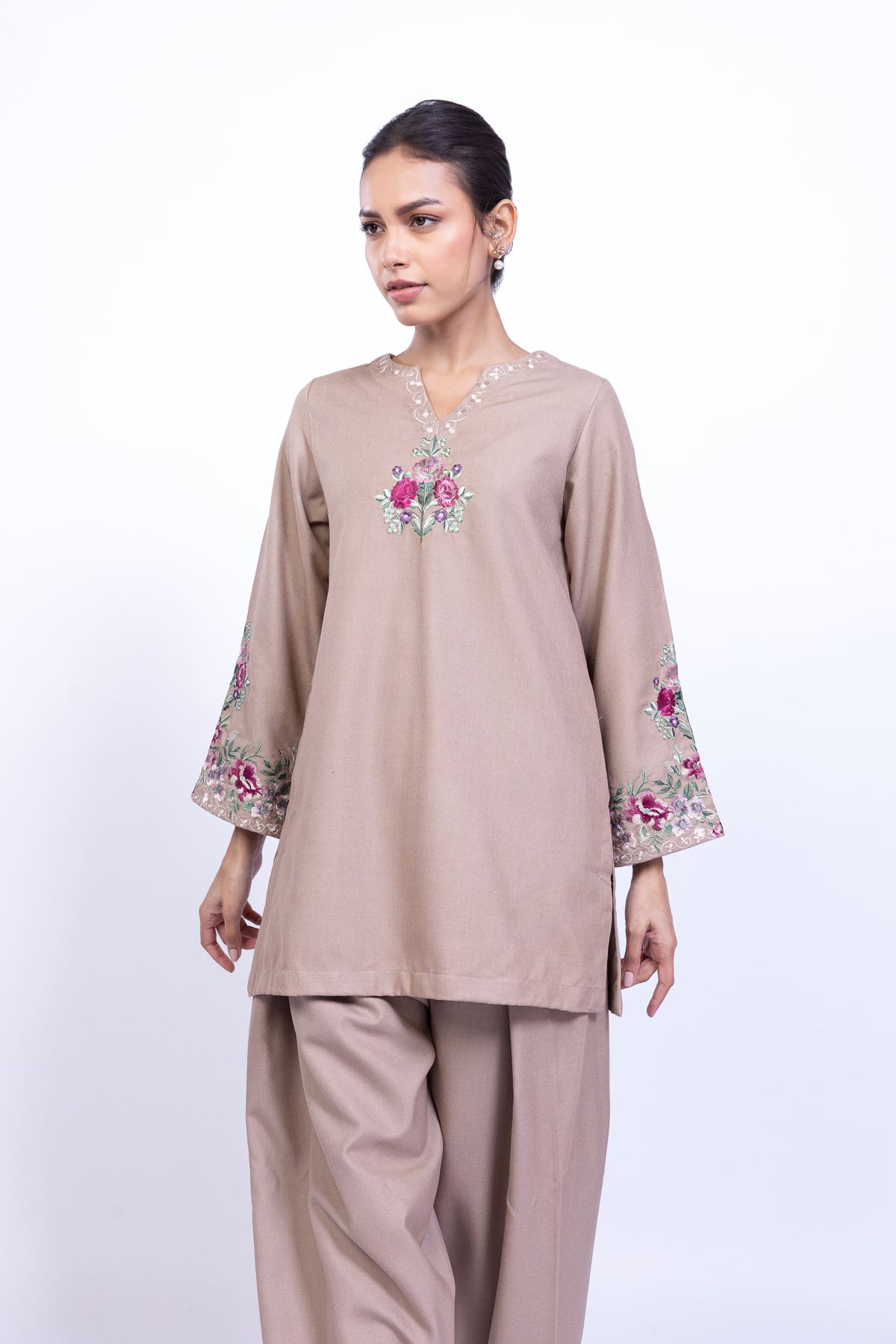 Embroidered Heavy Blended Viscose Kurta - 25-09-11E2-08TA-VG