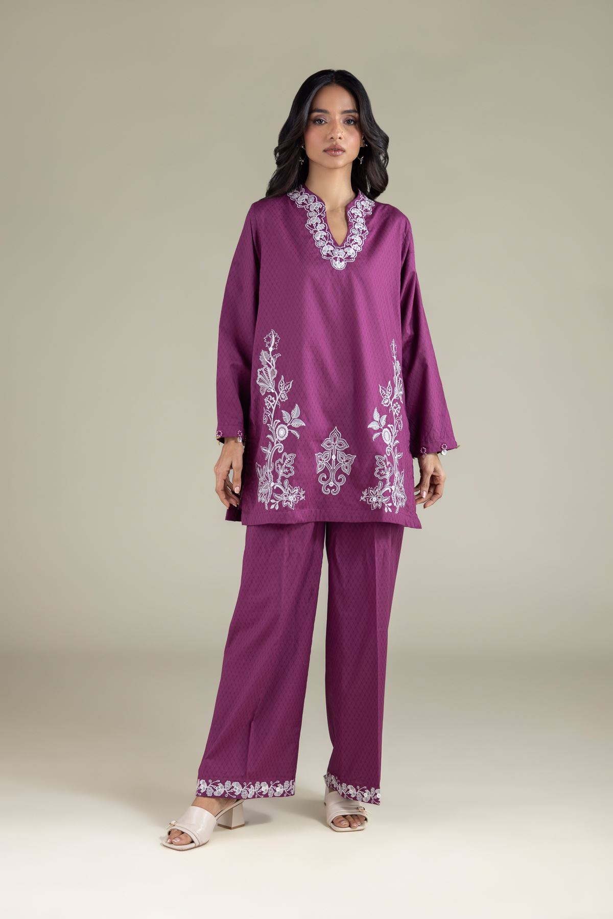 Embroidered Cotton Dobby Floral V-Neck Kurta - 25-00-X2-08TB-VG