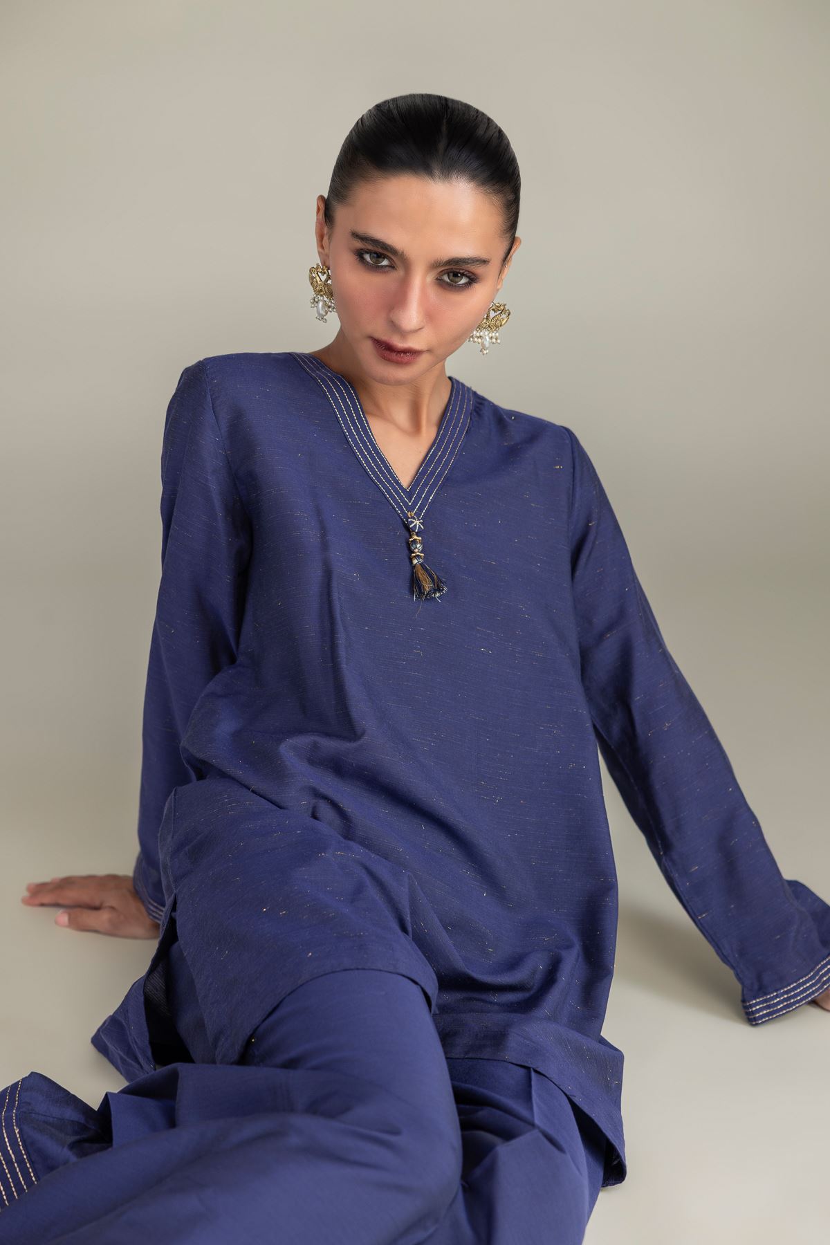 Dyed Mesuri Silk Solid V-Neck Kurta - 1-26-322-B-A1-VG