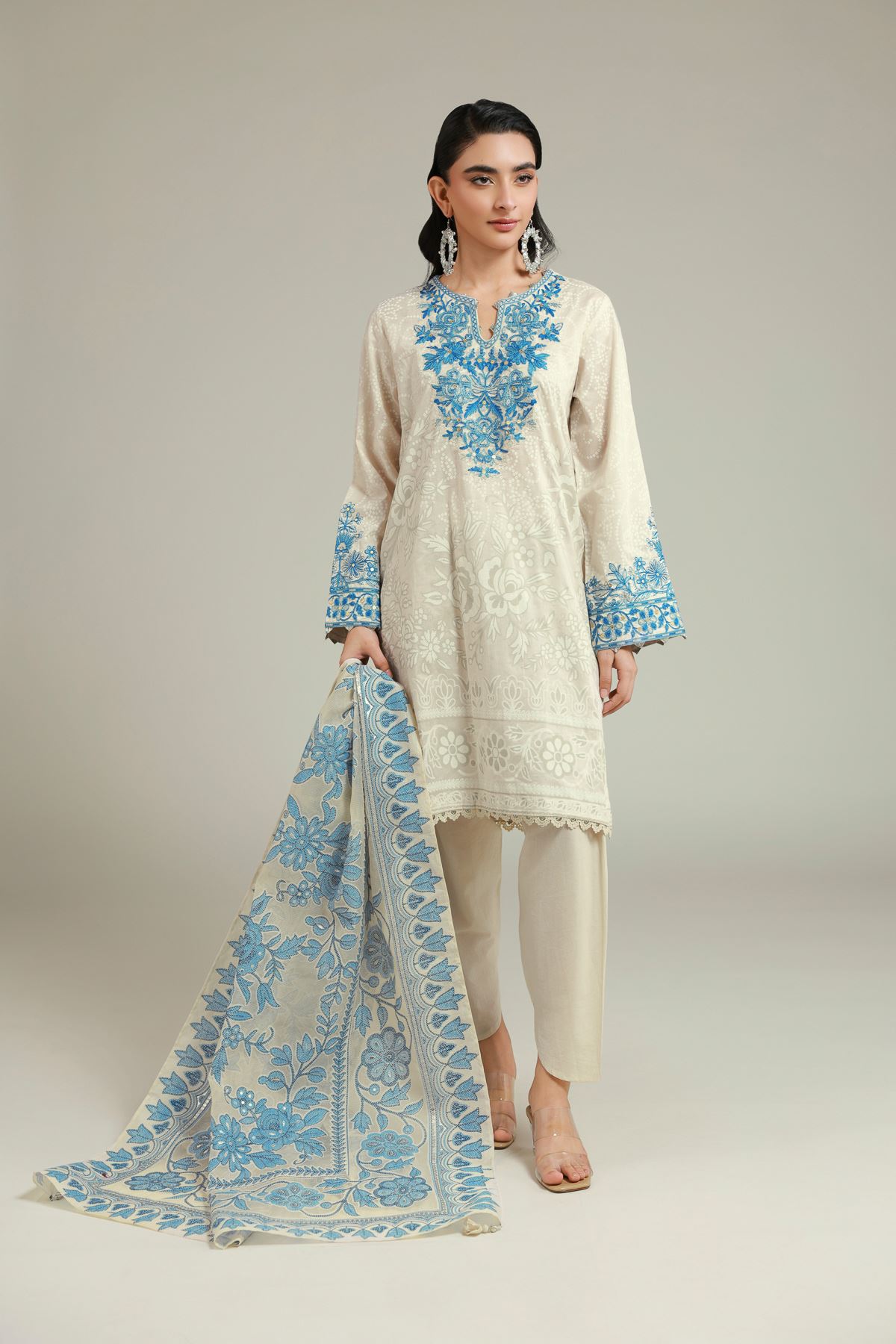 Embroidered Cambric Tailored 3-Piece Set - T-A33-26-103FE1-VG