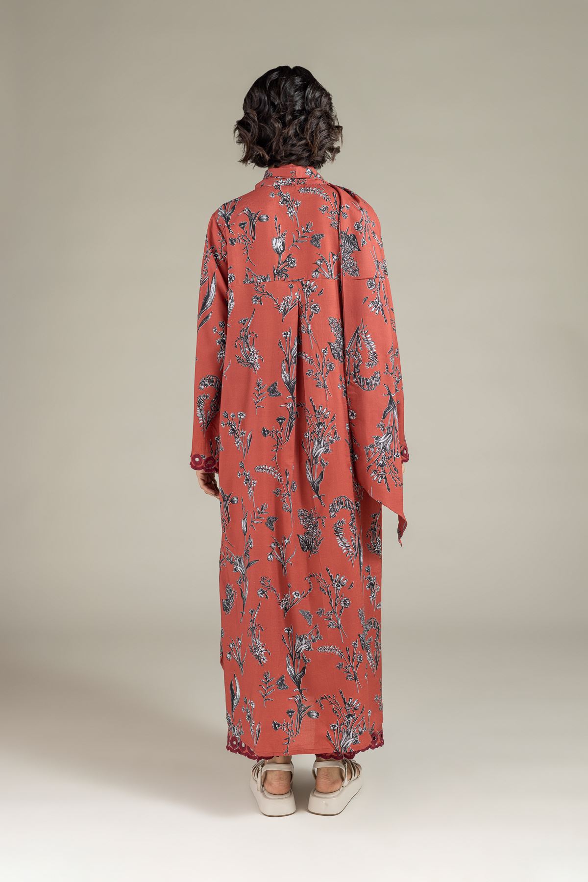 Embroidered Raw Silk Kurta - 25-10-11E9-04TA-VG