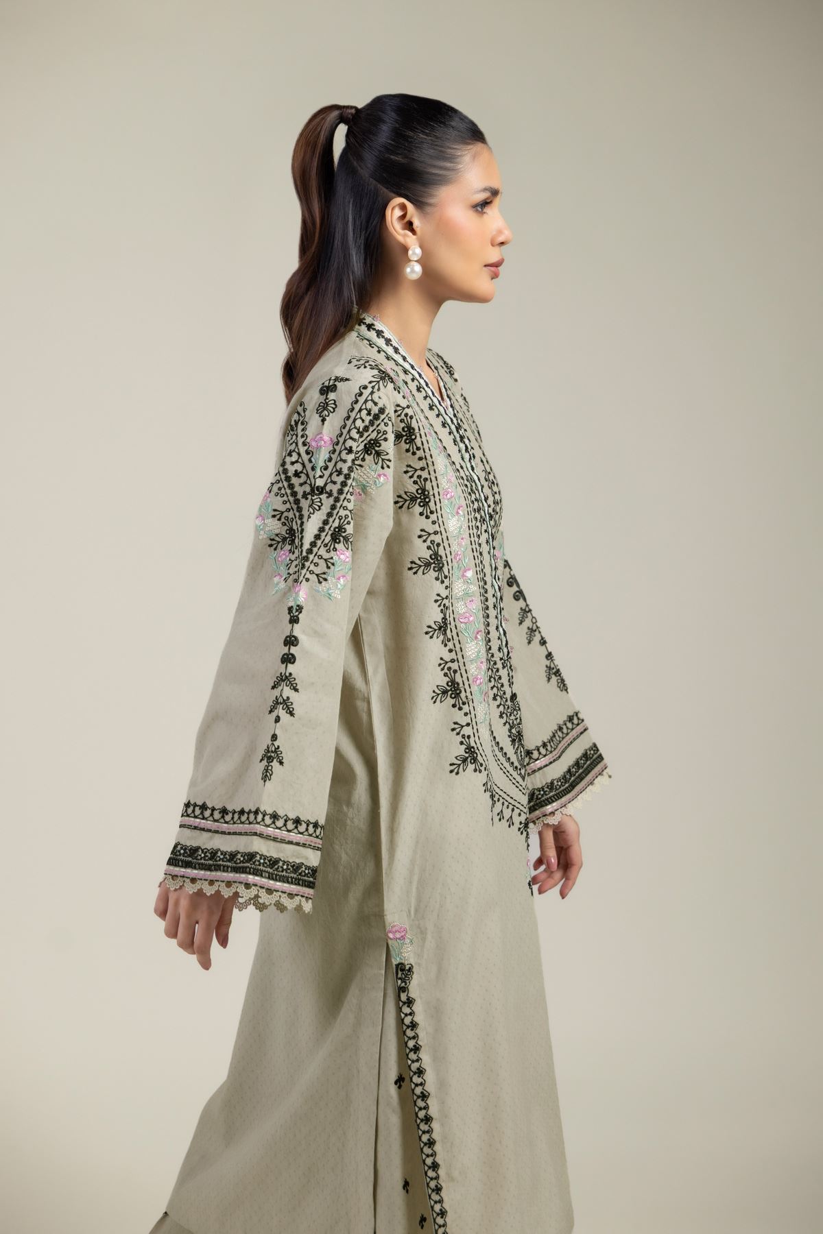 Embroidered Cotton Dobby 2-Piece Tailored Set - 1-26-252-B-A2-VG