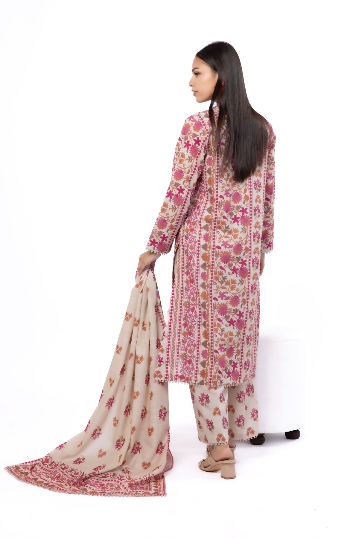 Printed Khaddar Tailored 3 Piece - CV06BST-VG