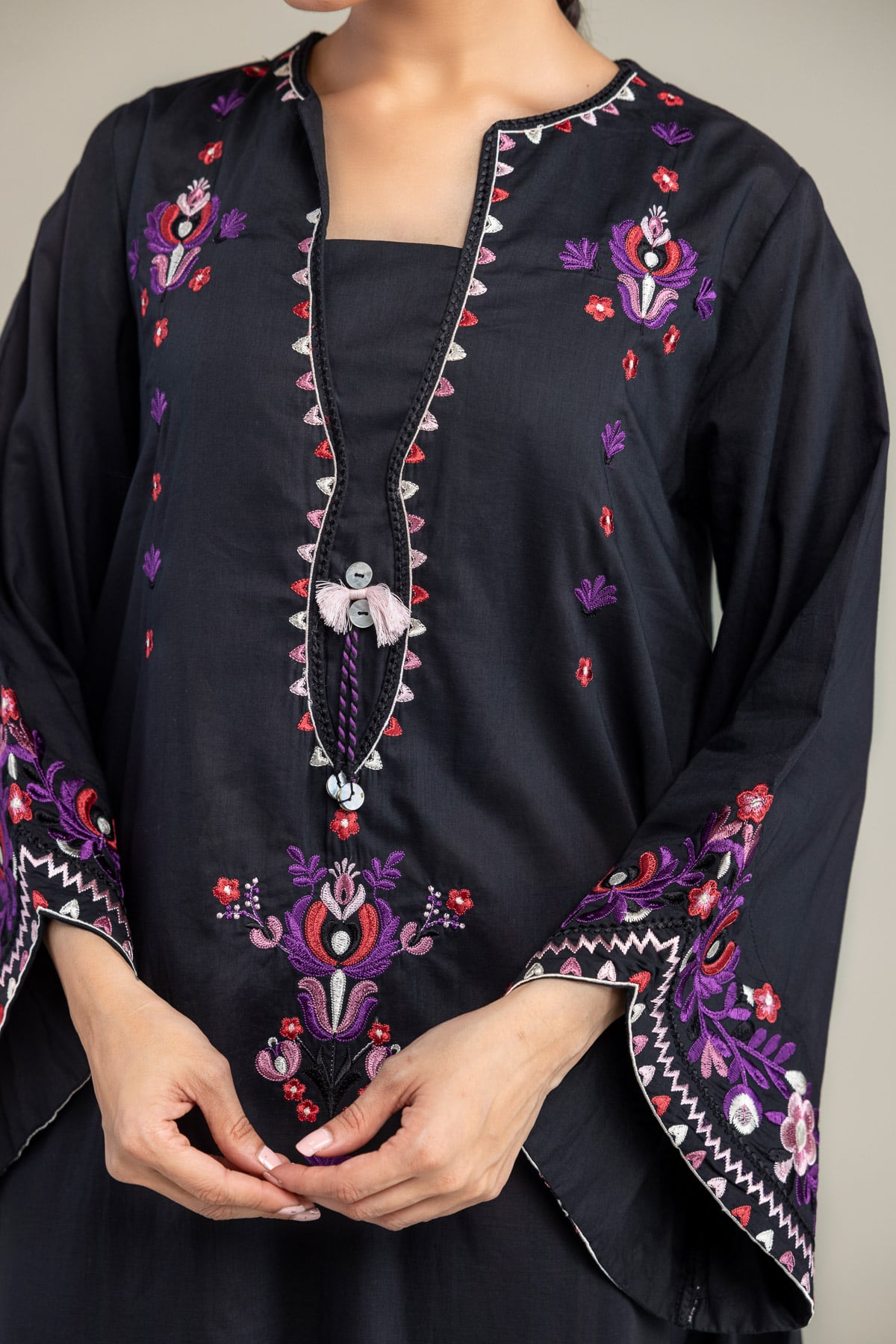 Embroidered Cambric Black Cambric Kurta - A22-26-214FH1-VG