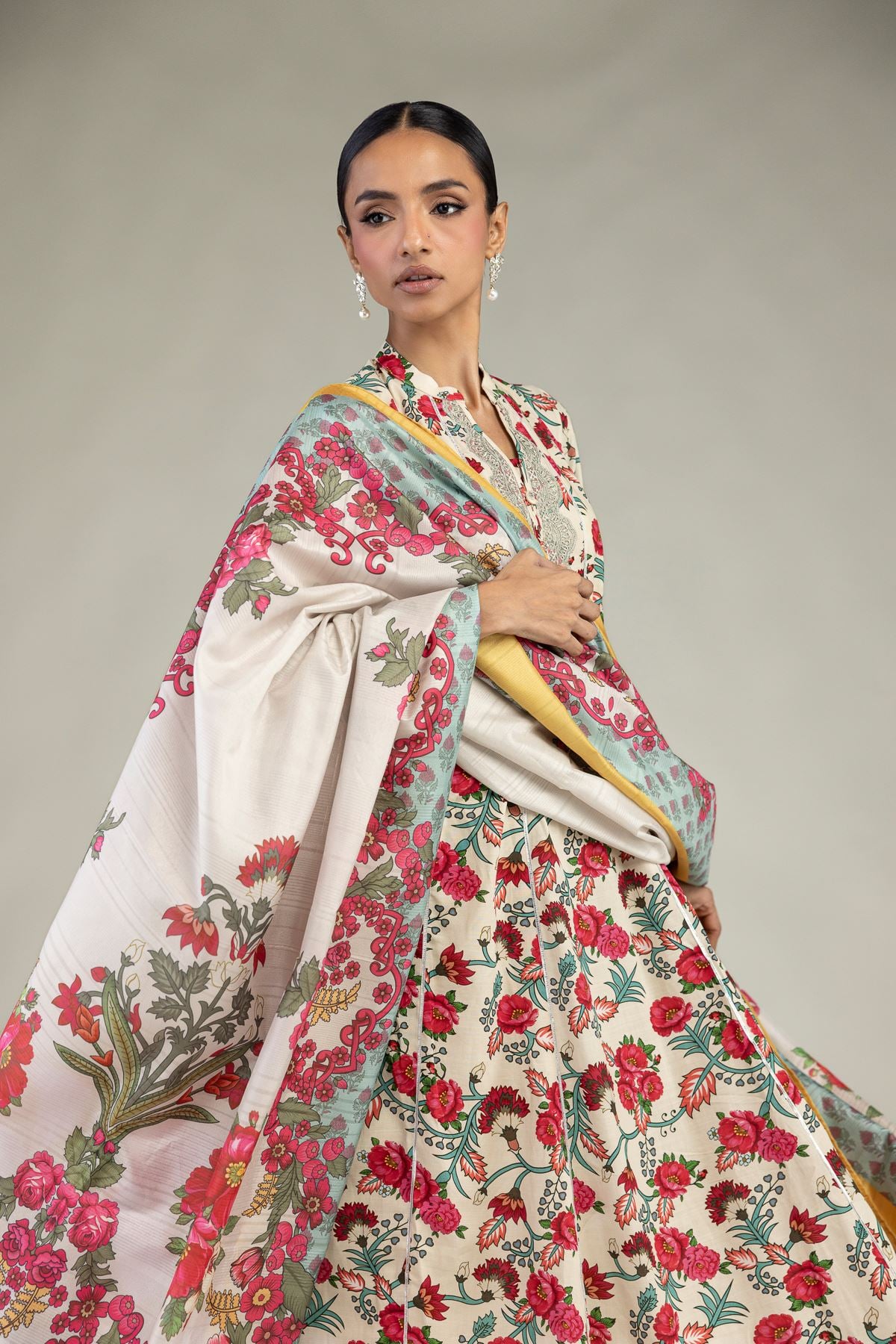 Embroidered Mesuri Dupatta - 2-26-202-A-D-VG