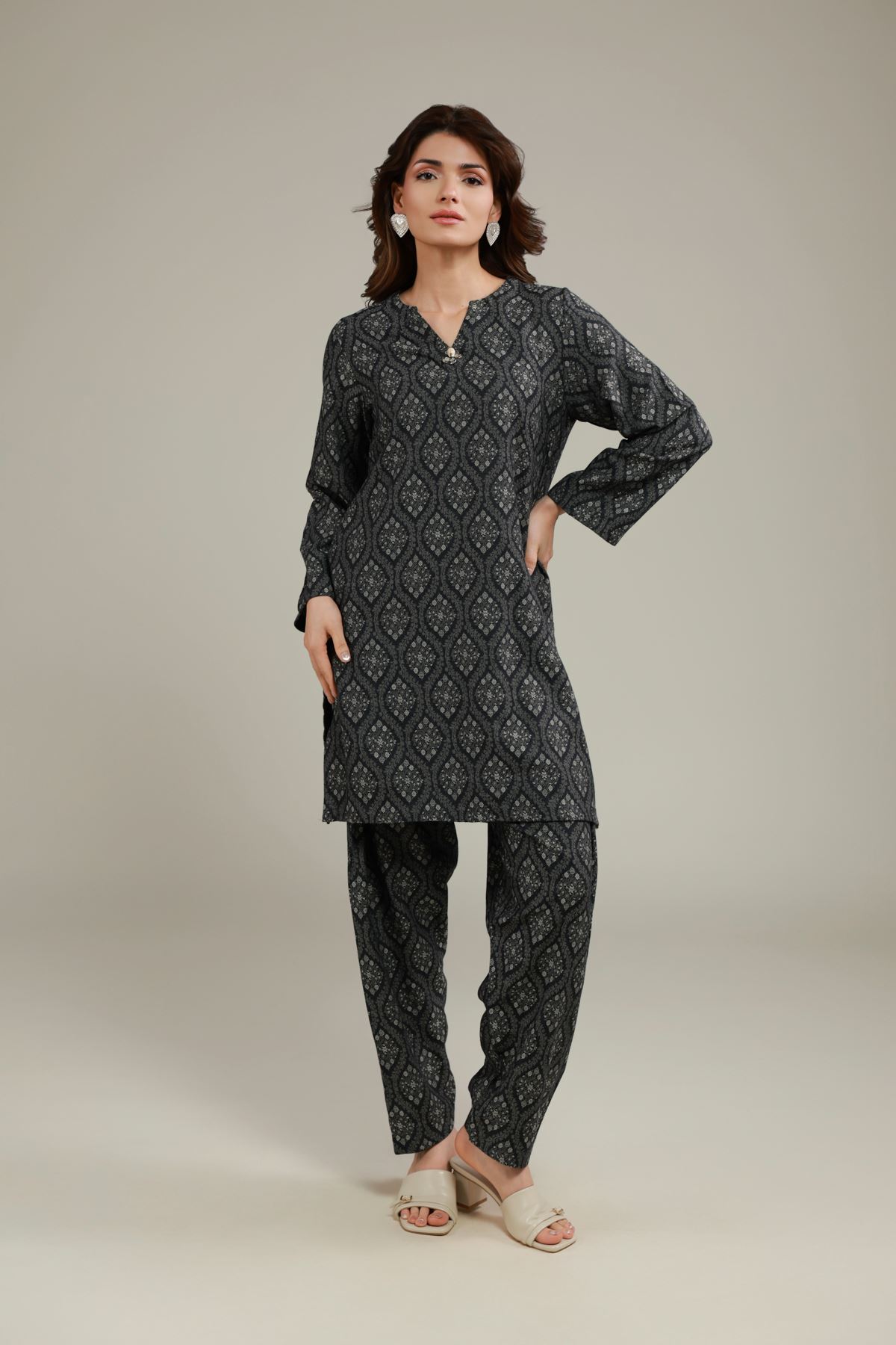 Dyed Jacquard Shalwar - 25-10-11E9-08TB-VG