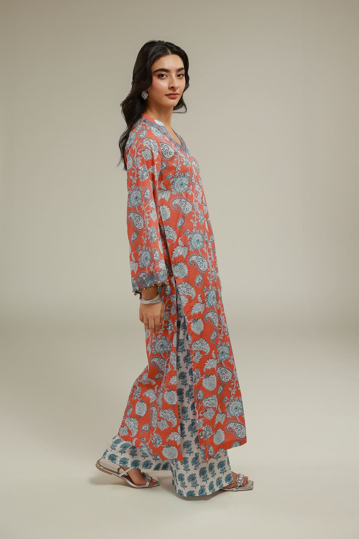 Embroidered Cotton Viscose Paisley Pom-Pom Kurta - 2-26-103-A-F-VG