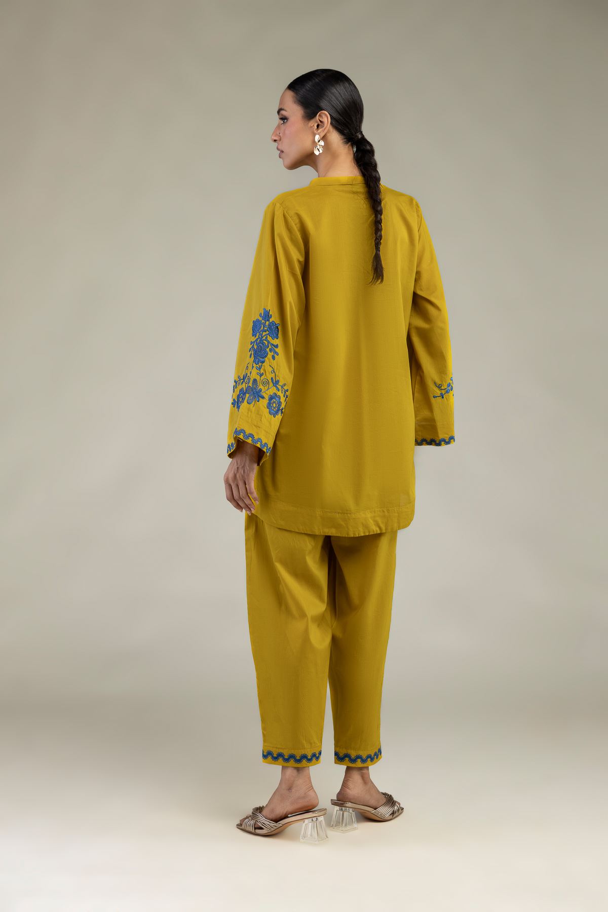 Embroidered Cambric Floral Cambric Kurta - 1-26-226-A-B1-VG