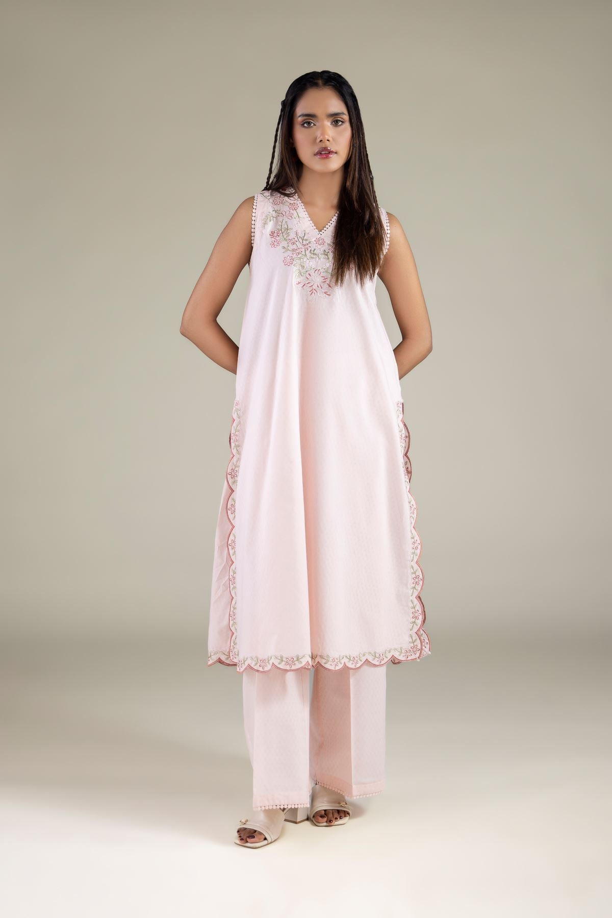 Embroidered Cotton Dobby Relaxed Solid Pants - 1-26-127-A-B-VG